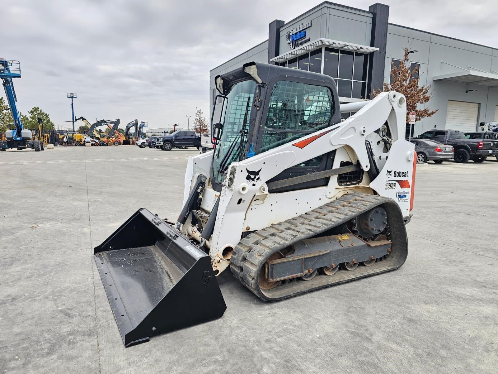 2017 BOBCAT T650 in San Antonio, TX