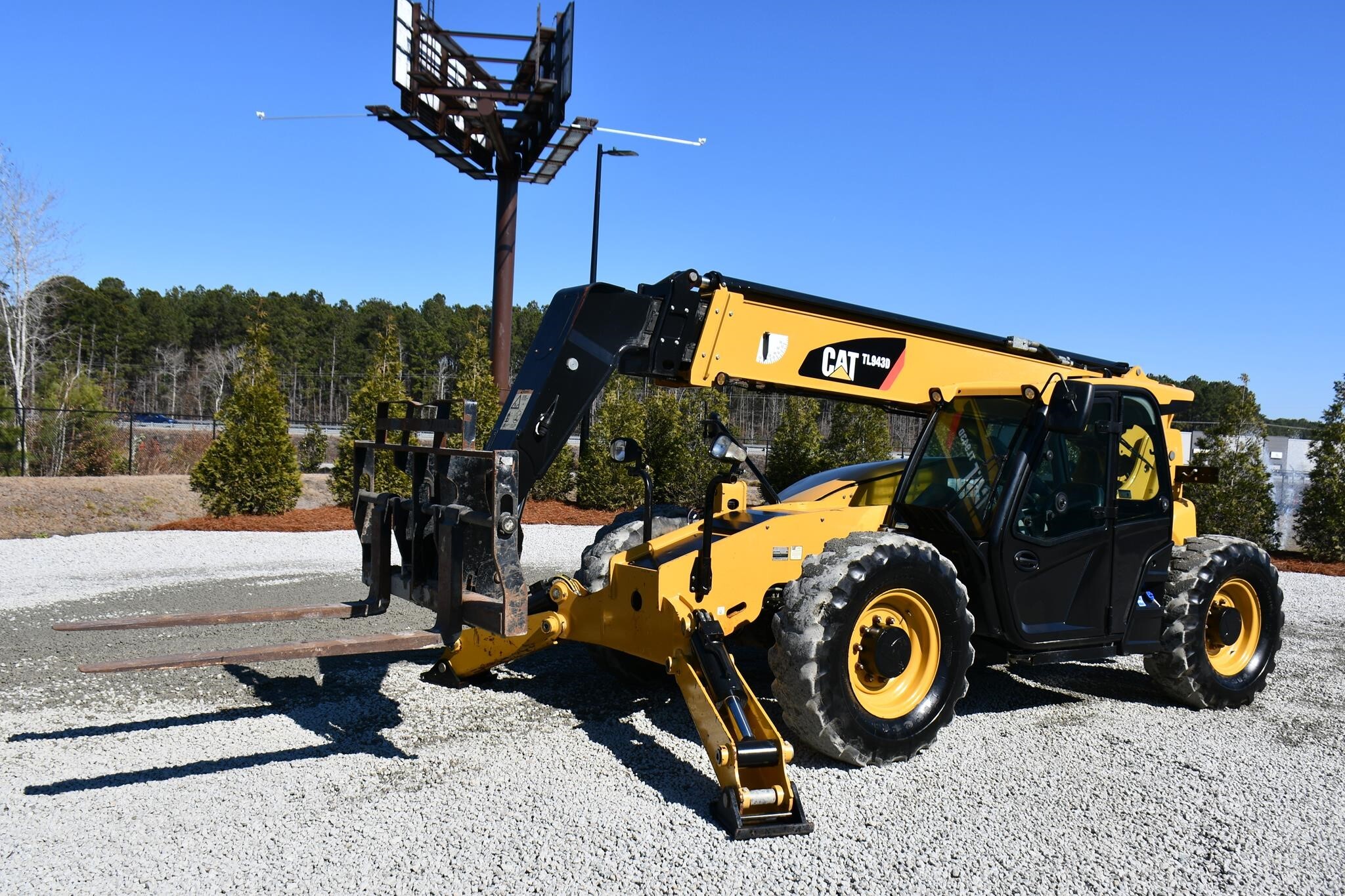 2019 CATERPILLAR TL943D in Summerville, SC