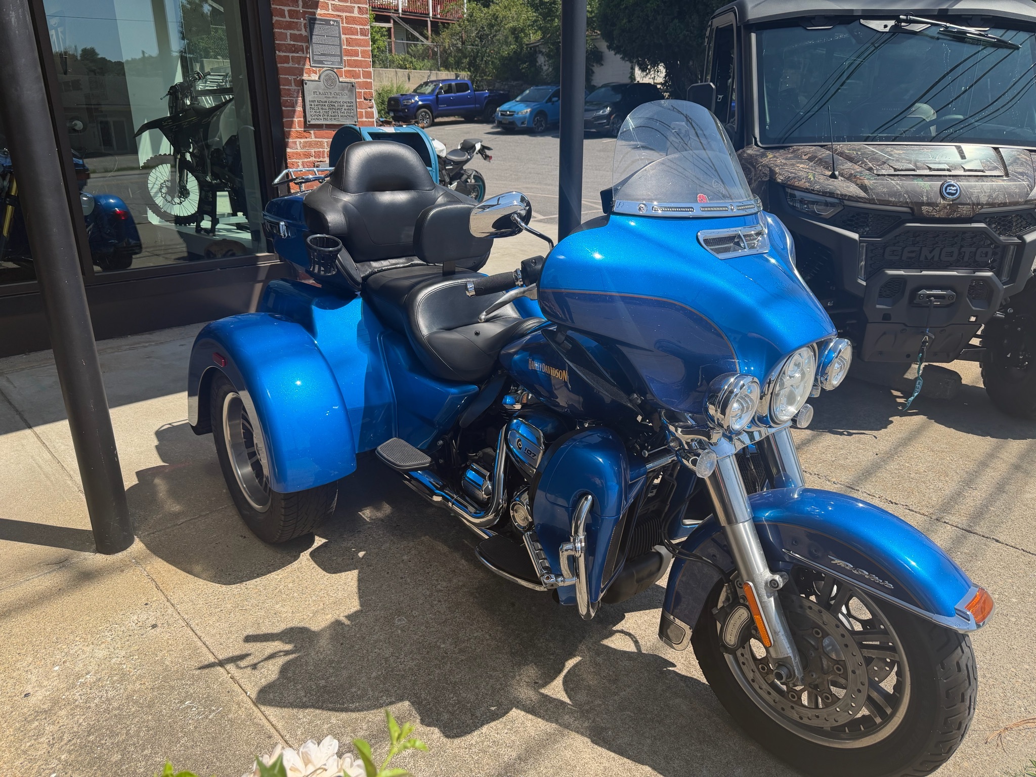 2017 Harley-Davidson Tri Glide® Ultra ULTRA CLASSIC in Norwich, CT