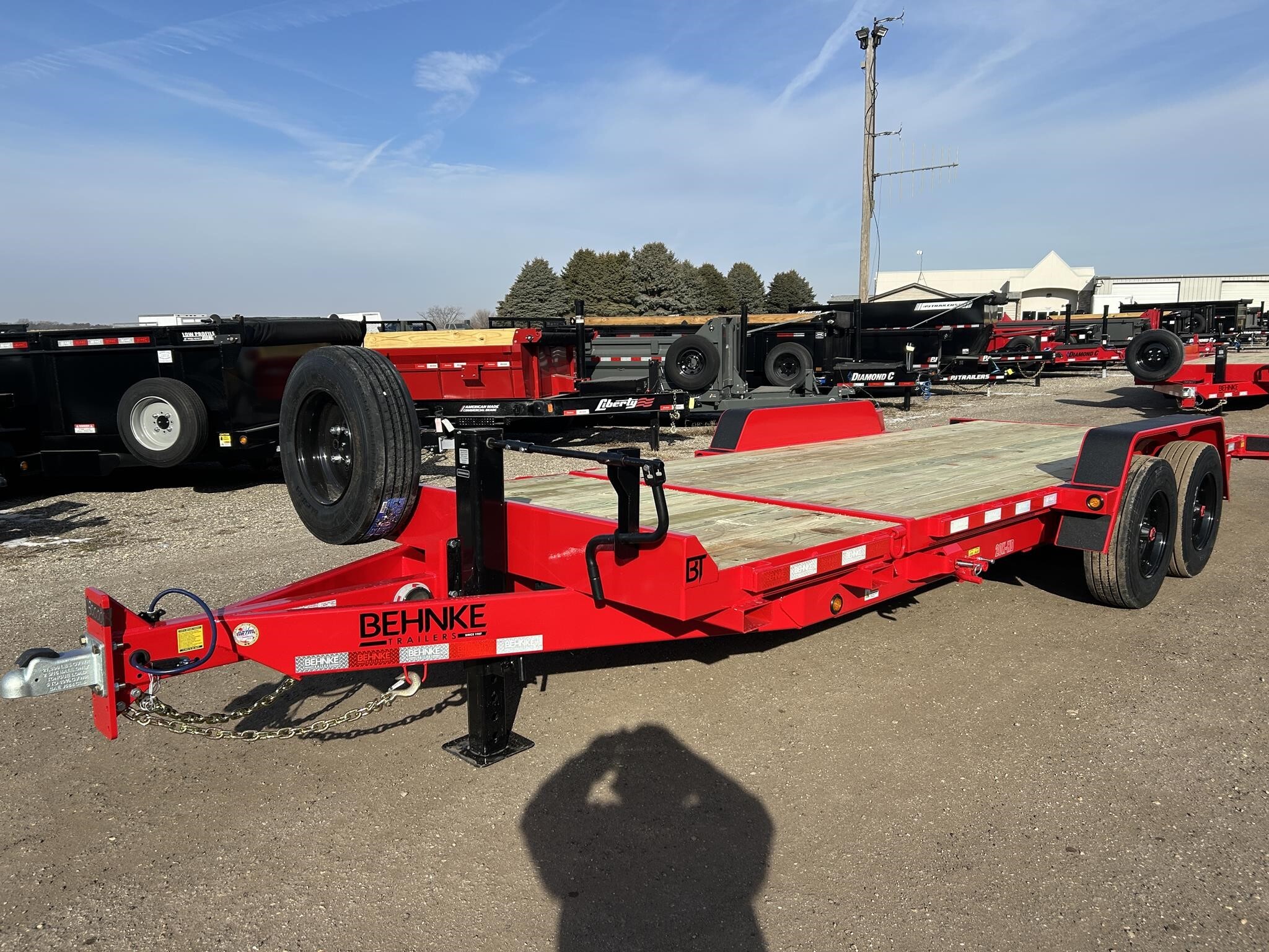 2026 BEHNKE TBCT 83"X22' 20K PARTIAL TILT TRAILER in Pecatonica, IL