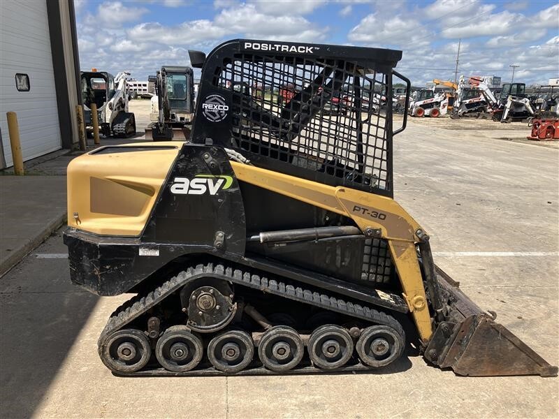 2010 ASV PT30 in Farley, IA