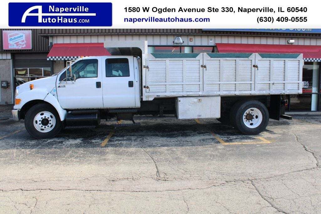 2011 FORD F650 in Naperville, IL