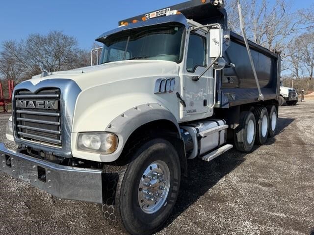 2016 MACK GRANITE GU713 in Florence, AL