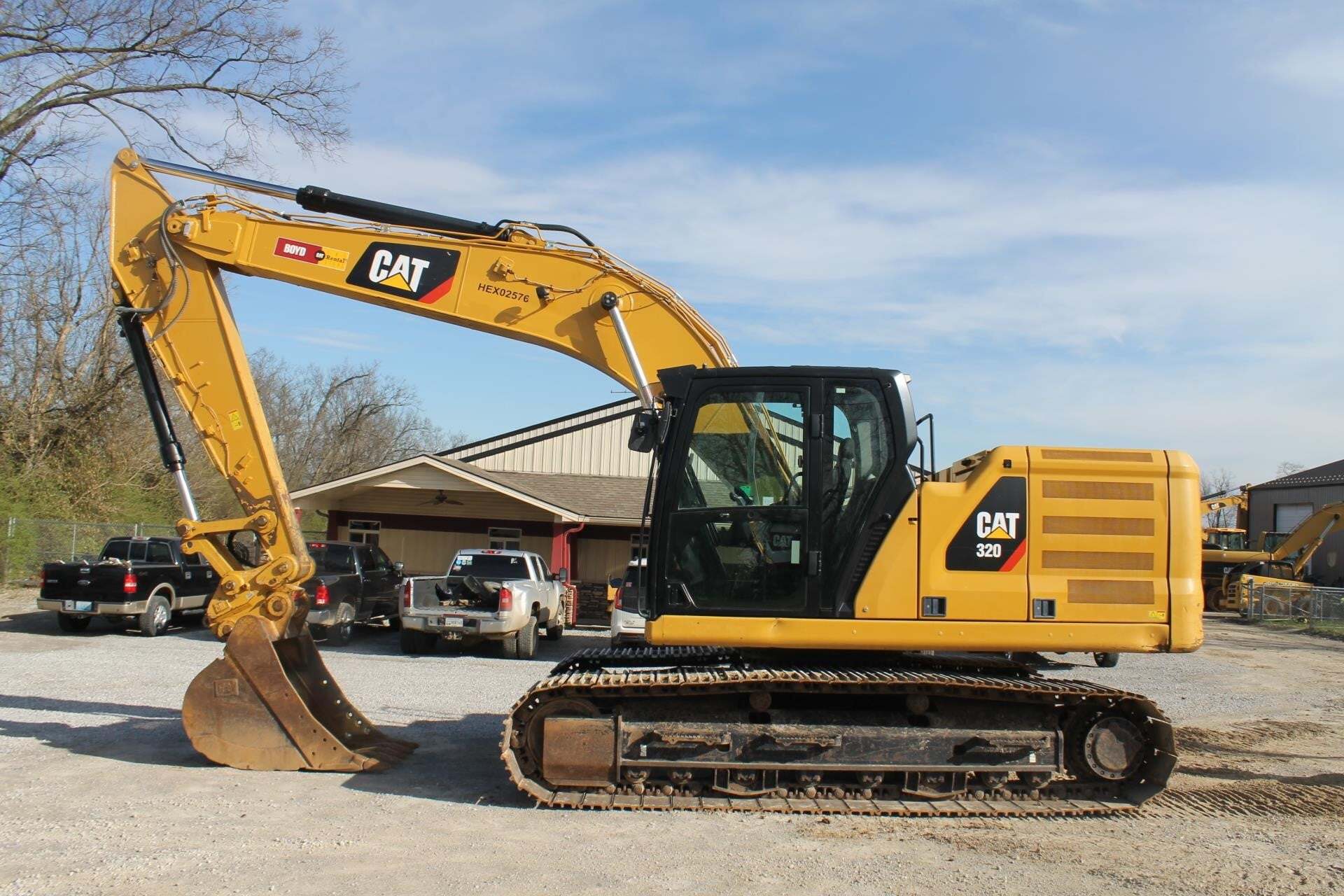 2018 CATERPILLAR 320 in Pleasureville, KY