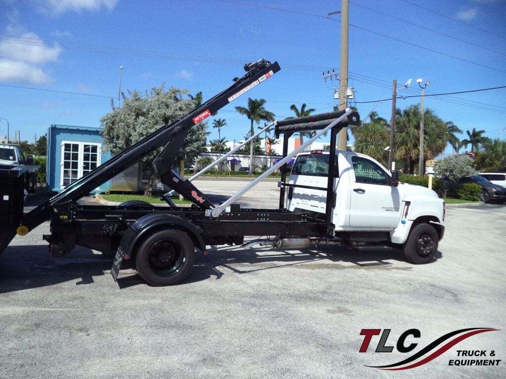 2023 CHEVROLET Silverado 6500HD in Pompano Beach, FL