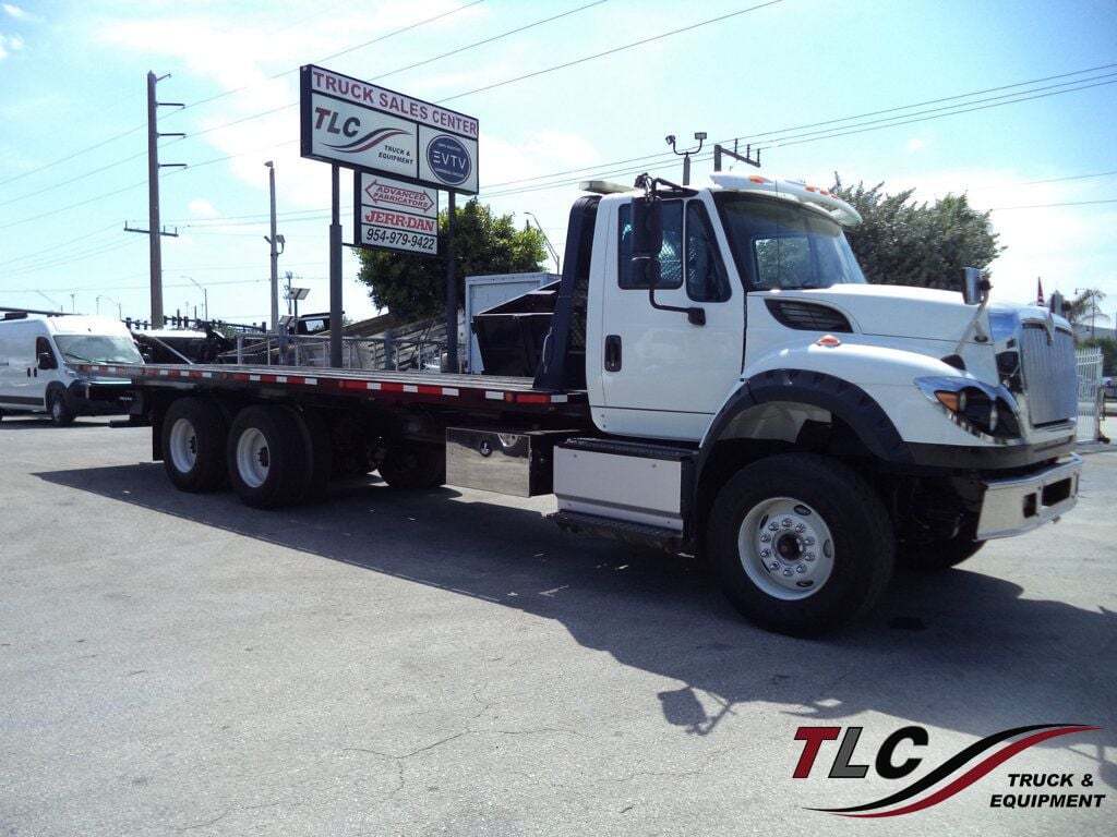 2016 INTERNATIONAL 7600 in Pompano Beach, FL
