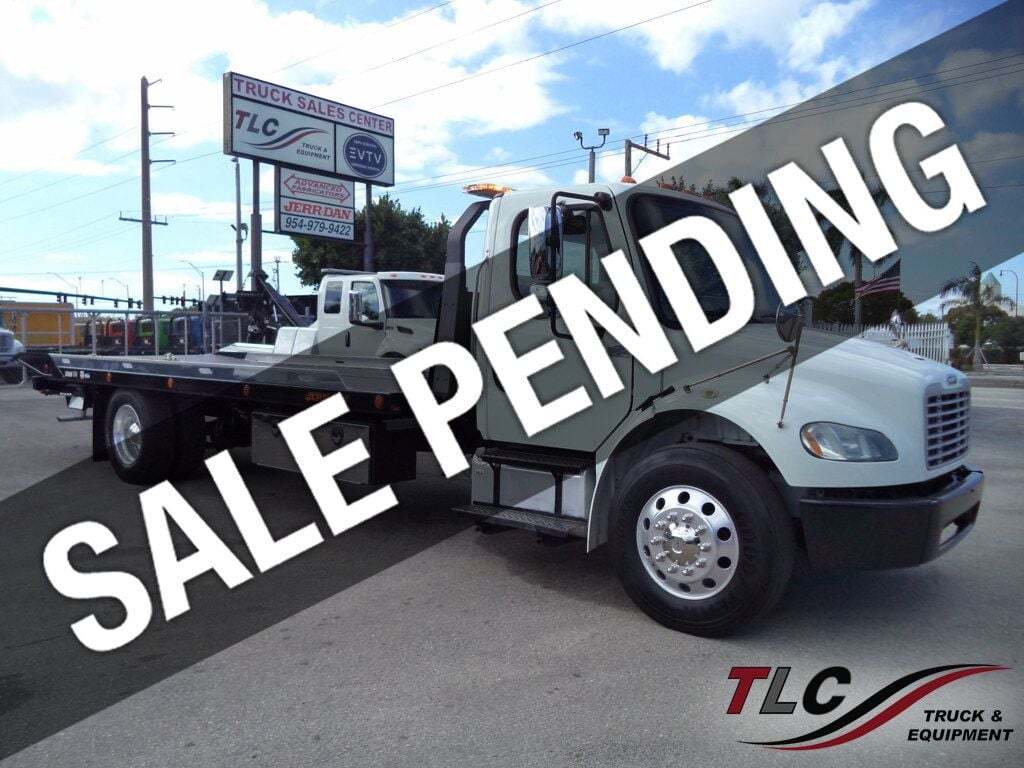 2019 FREIGHTLINER BUSINESS CLASS M2 106 in Pompano Beach, FL