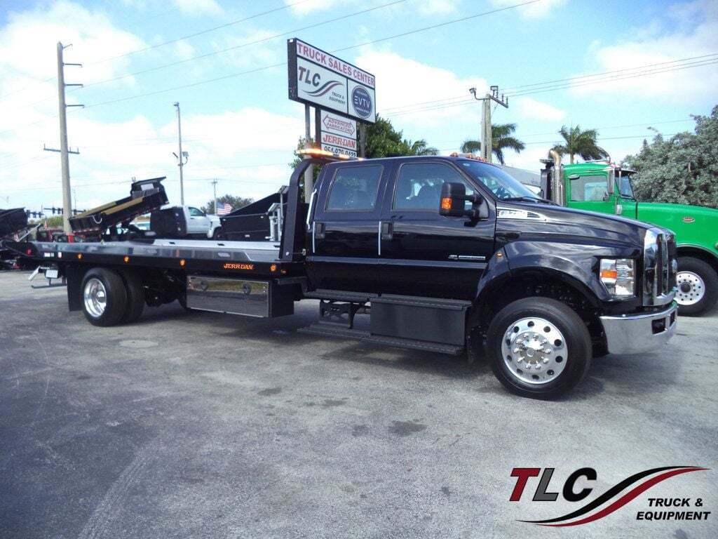2027 Ford F750 in Pompano Beach, FL