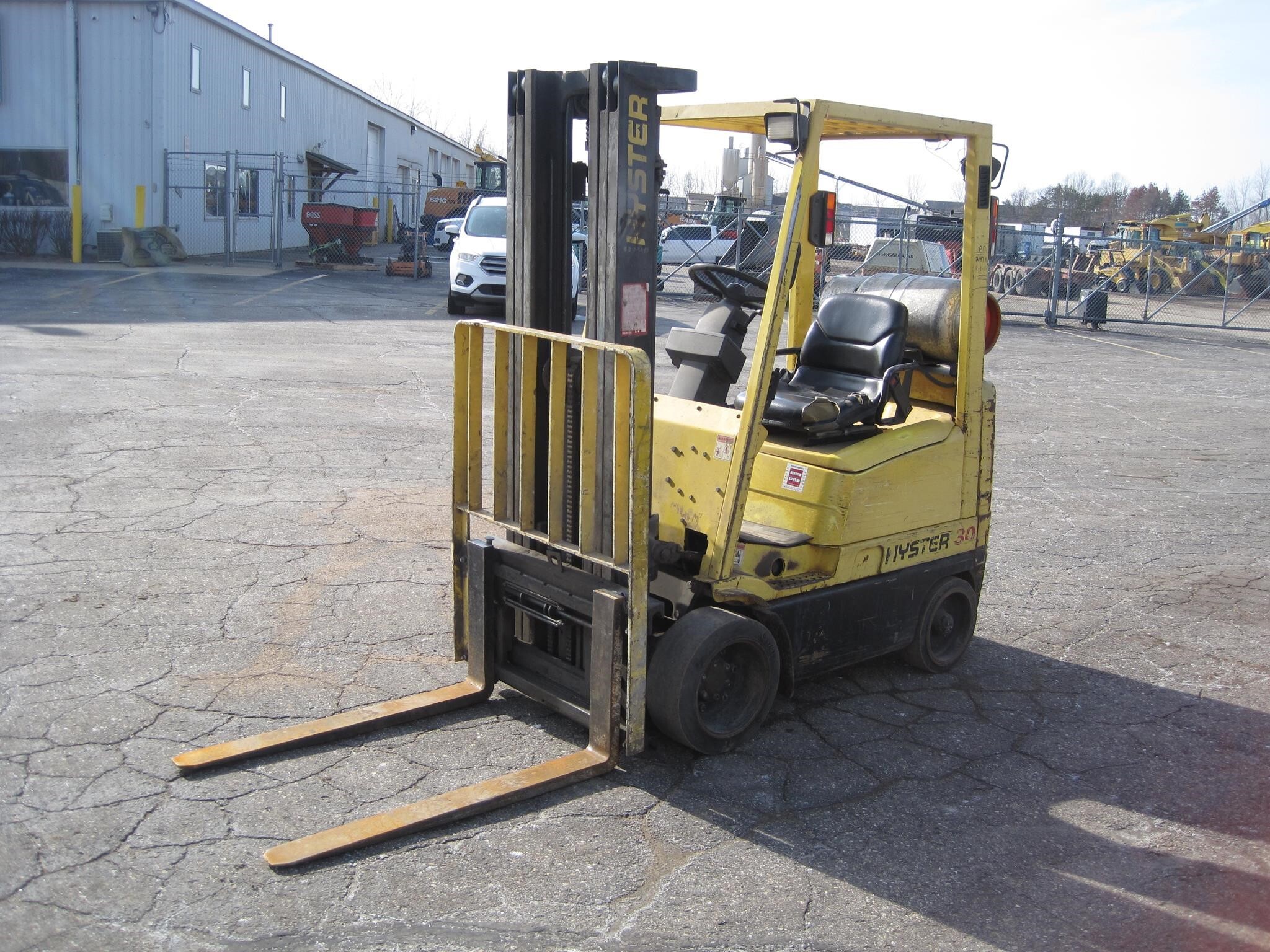 HYSTER S30XM in Holland, MI