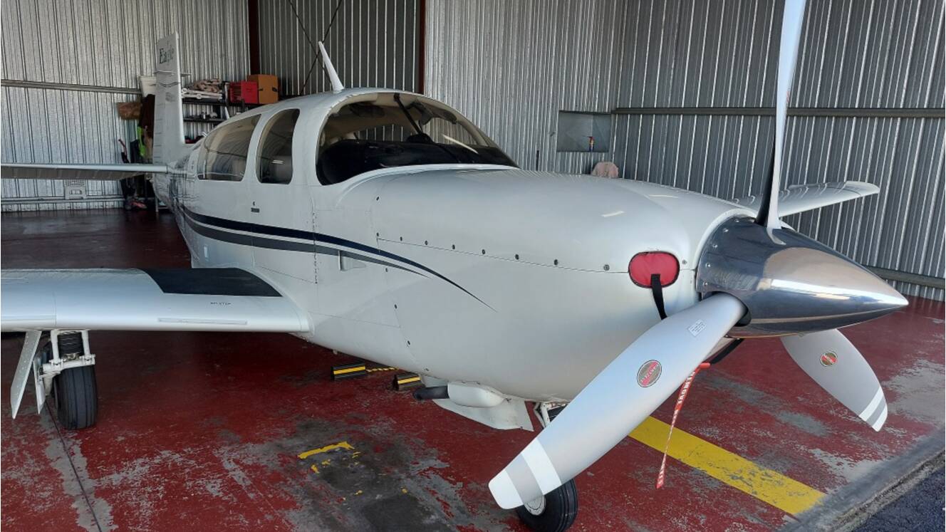 A photo of this 1999 Mooney M20S Screaming Eagle