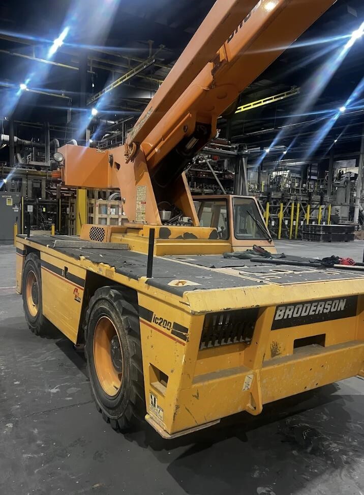 2019 BRODERSON IC200-3J in Bedford Park, IL