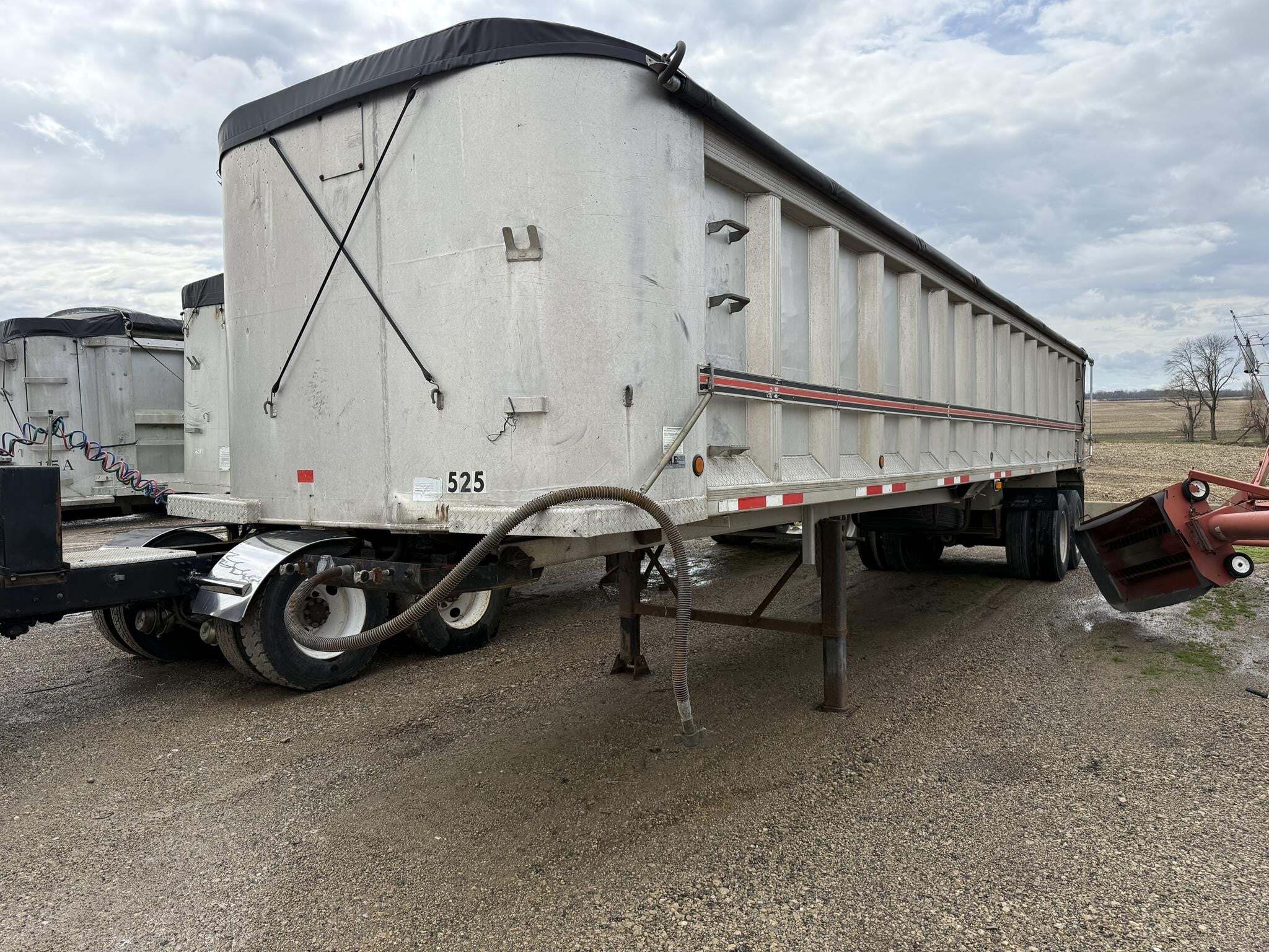 2000 BENSON 39 in London, OH