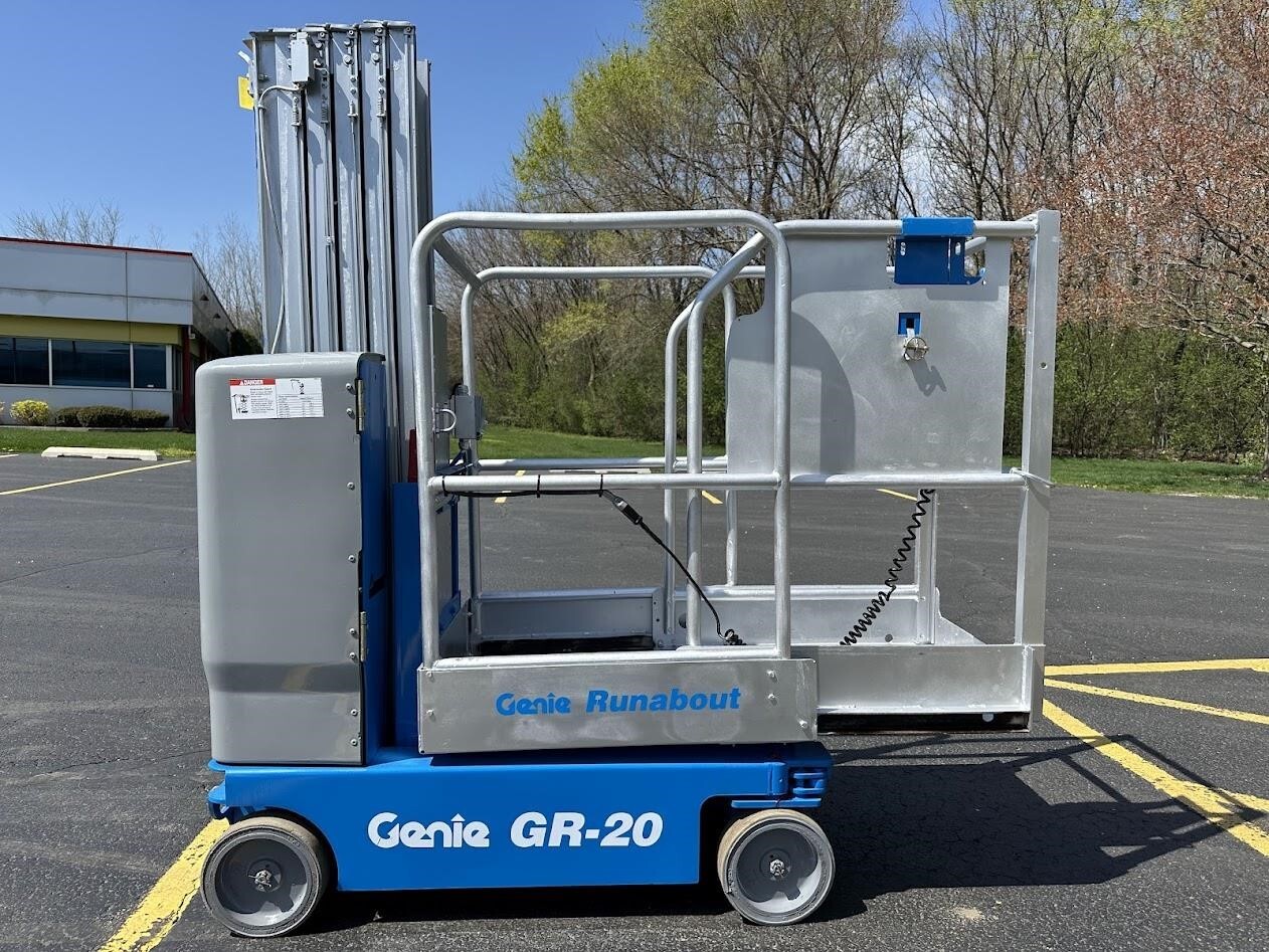 2013 GENIE GR20 in Rockdale, IL