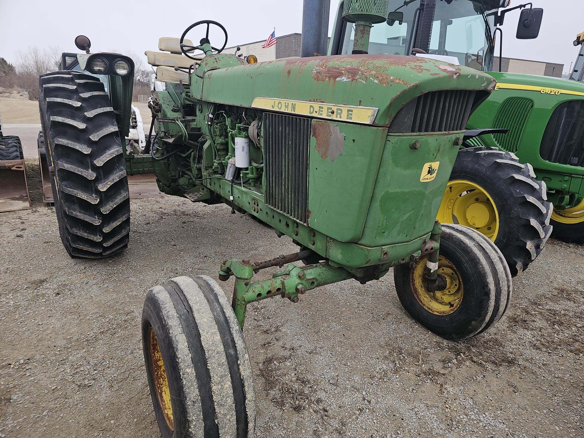 1967 JOHN DEERE 4020 in Caledonia, MN