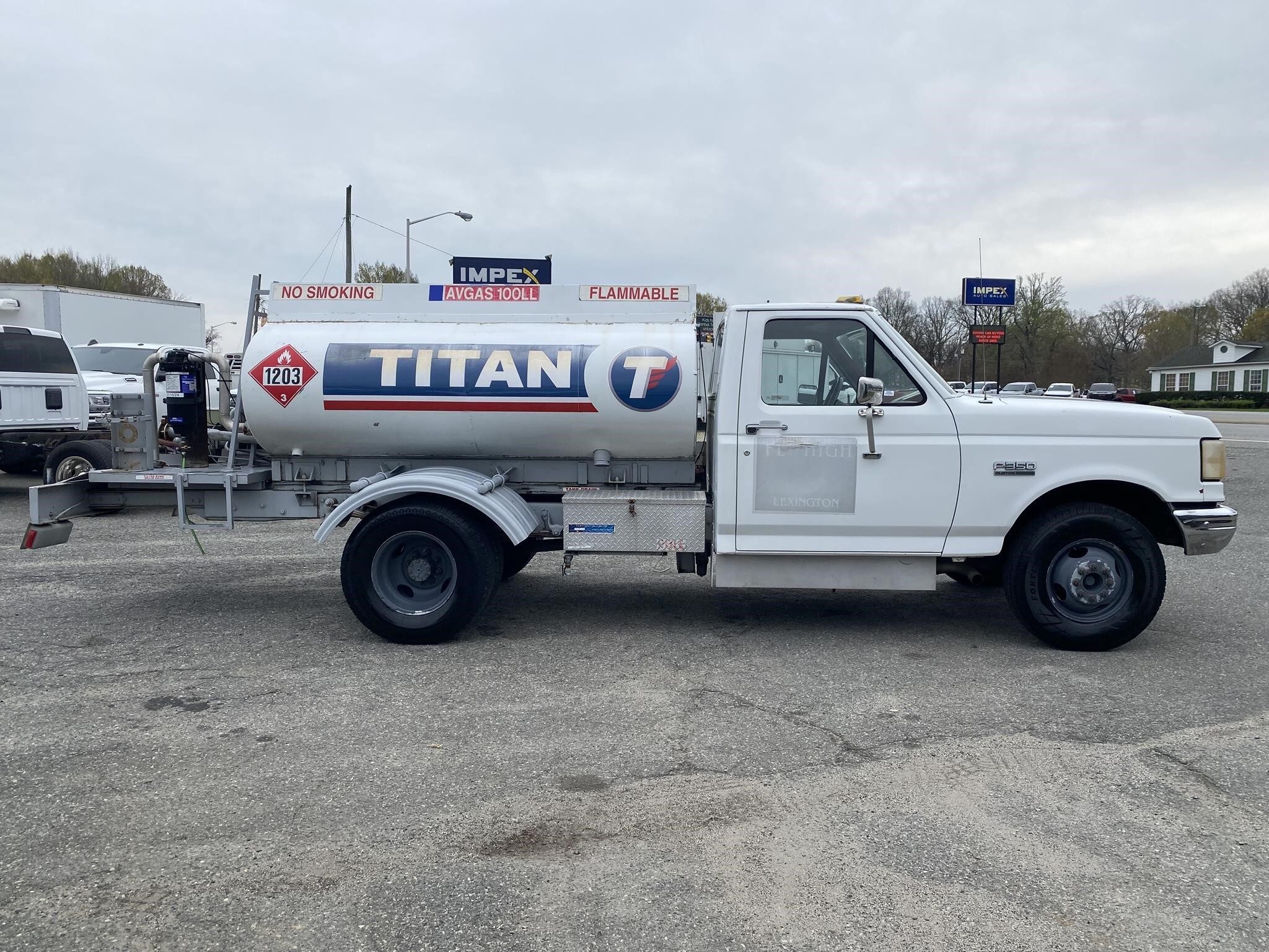 1989 FORD F350 CUSTOM in Greensboro, NC