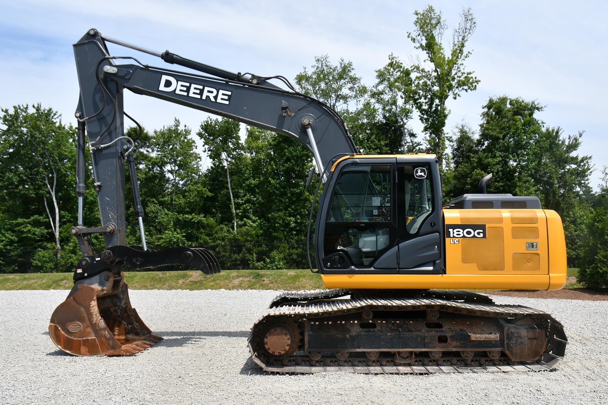 2019 DEERE 180G LC in Summerville, SC