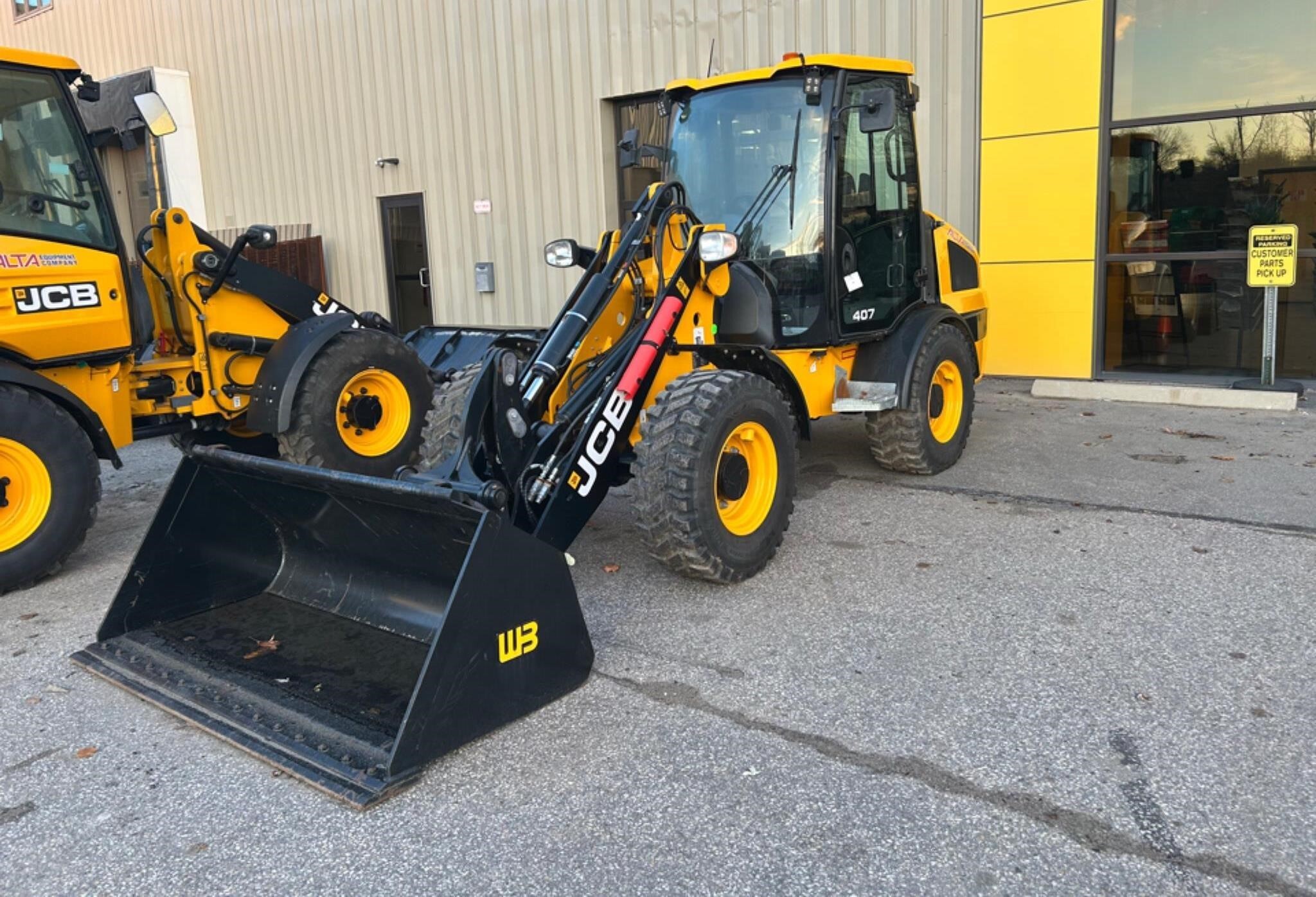 2024 JCB 407 in Concord, NH