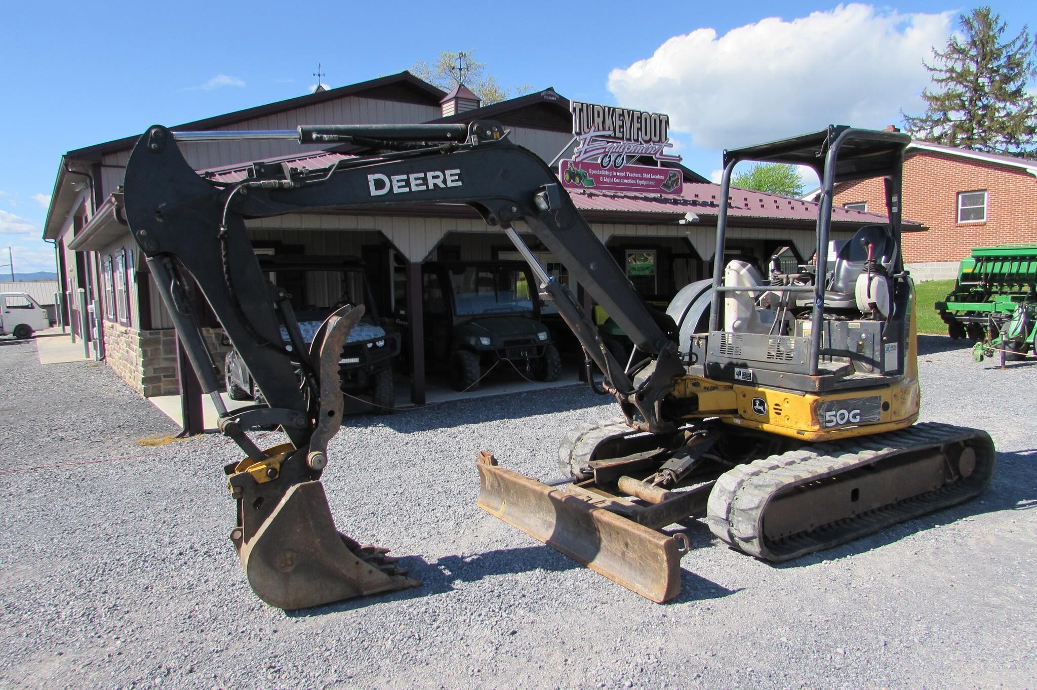2016 DEERE 50G in Chambersburg, PA
