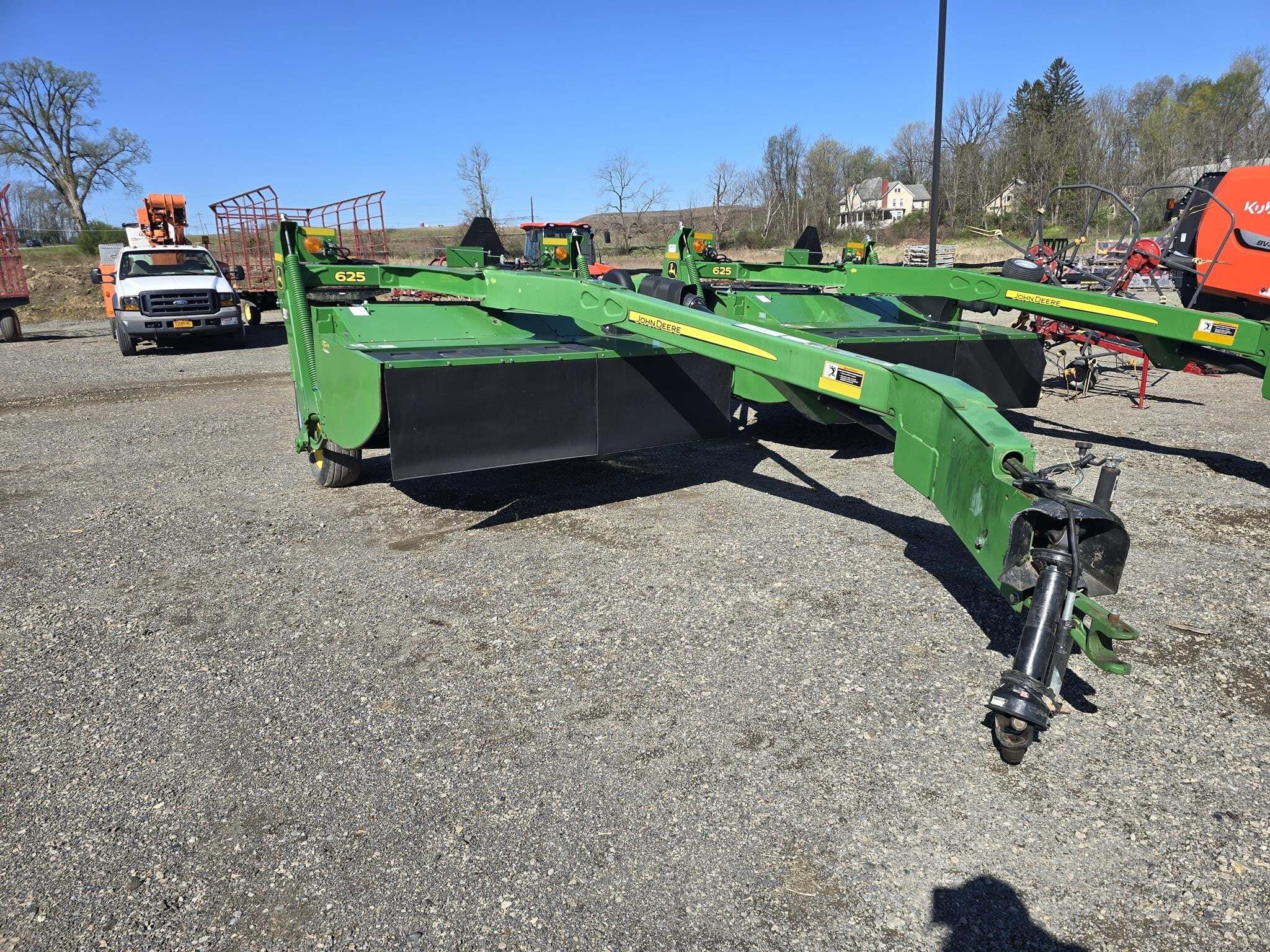 2016 JOHN DEERE 625 in Middletown, NY