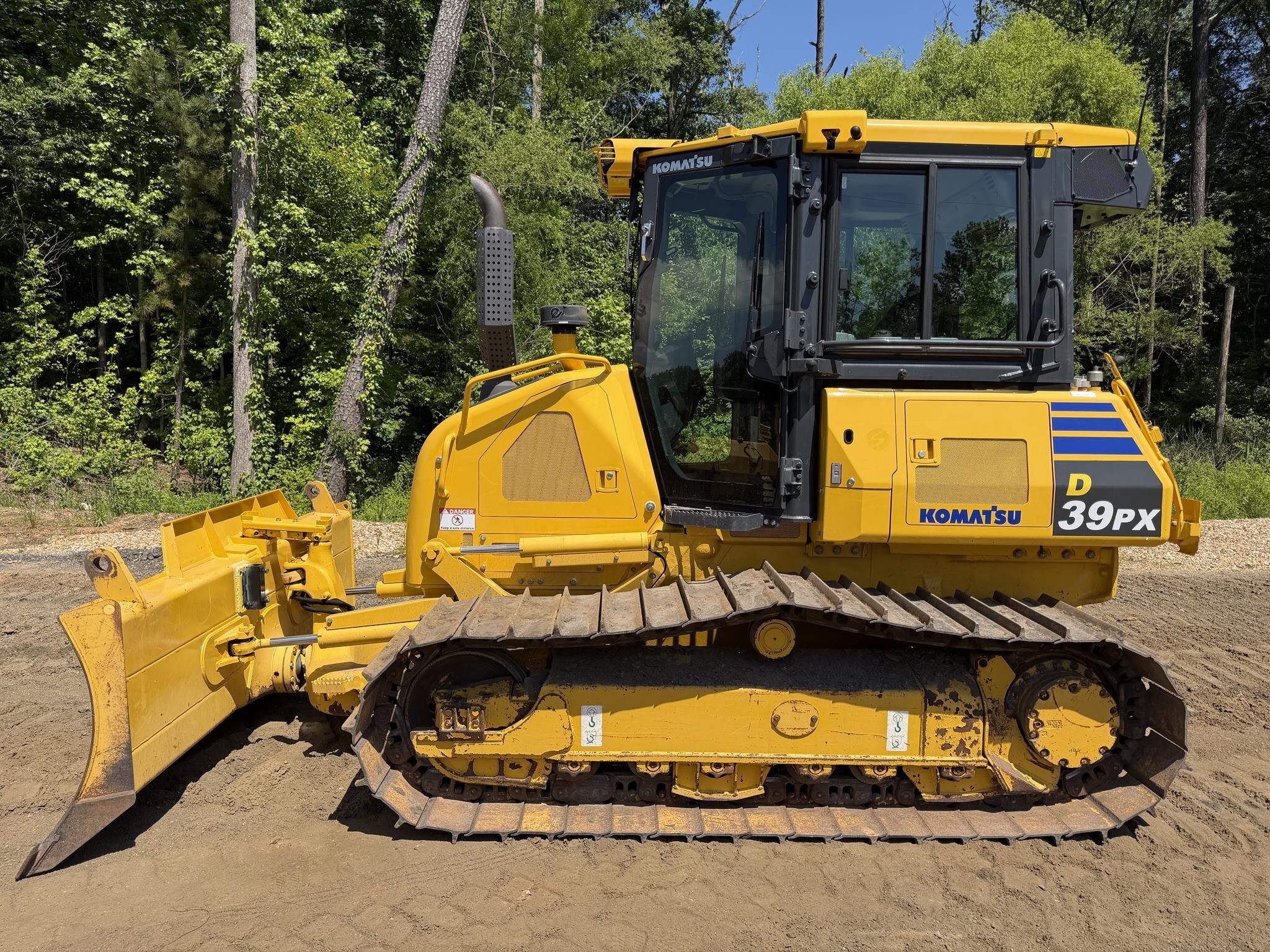 2022 KOMATSU D39PX-24 in Cumming, GA