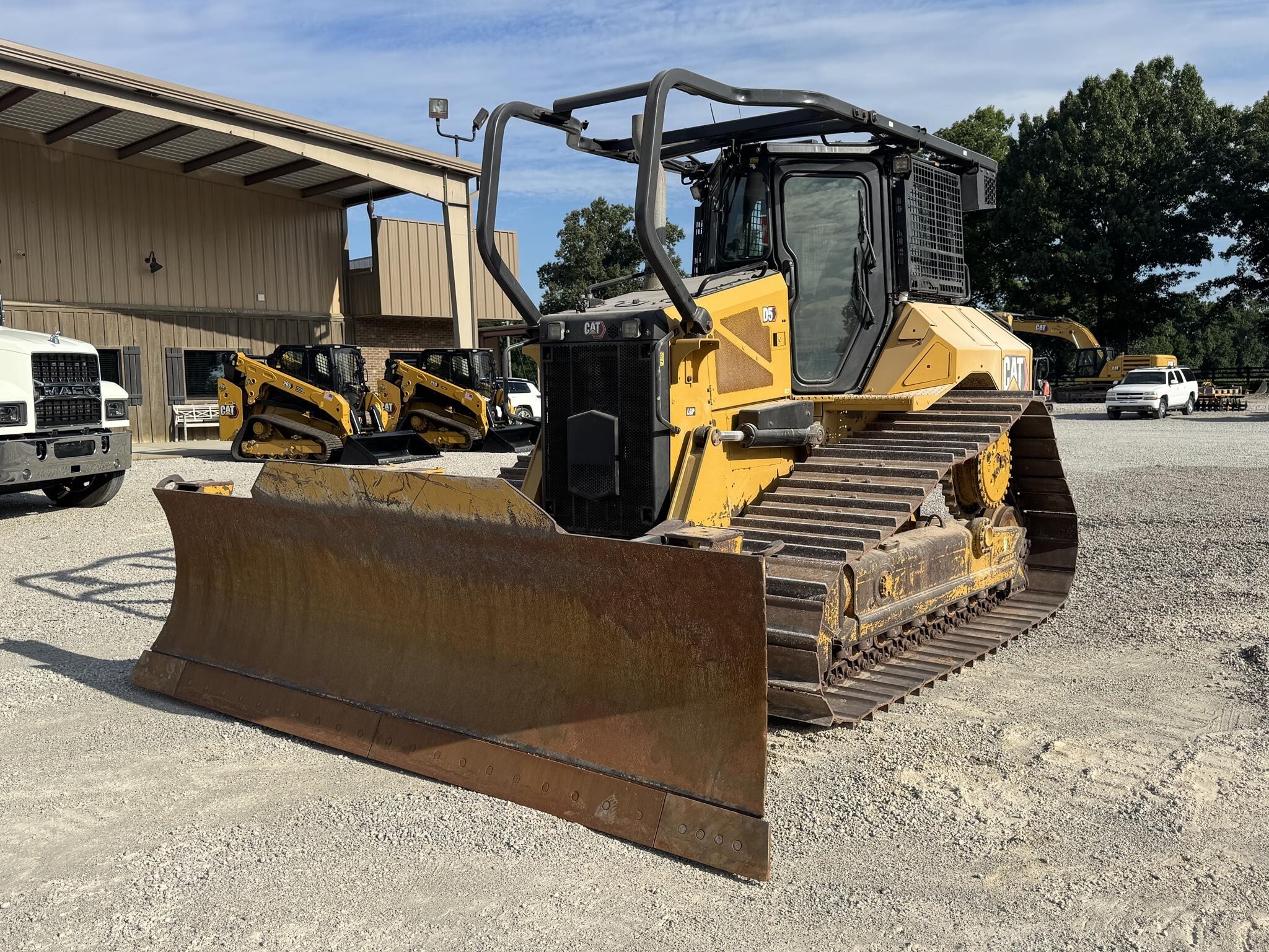2022 CATERPILLAR D5 in Jackson, TN