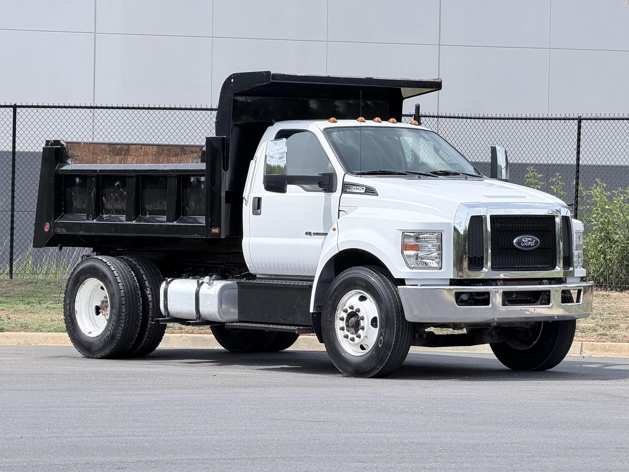 2016 FORD F650 SD in Cartersville, GA