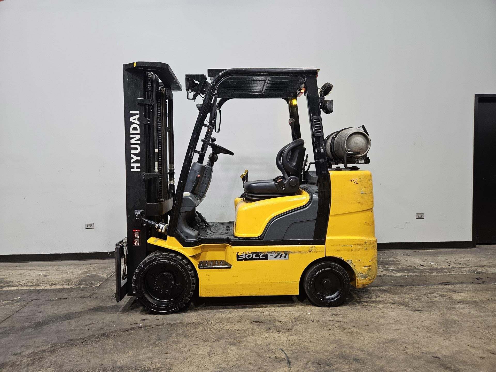 2019 HYUNDAI 30LC-7A in Palmetto, FL