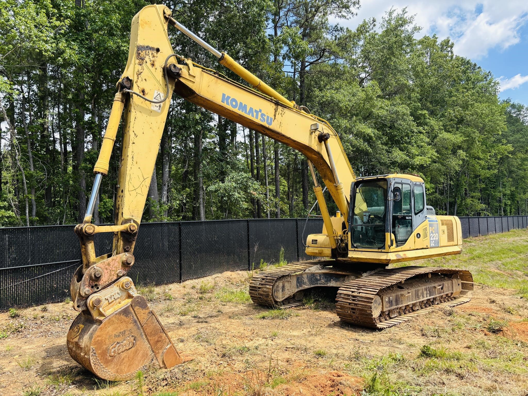 2005 KOMATSU PC220 LC-7 in Rockwell, NC