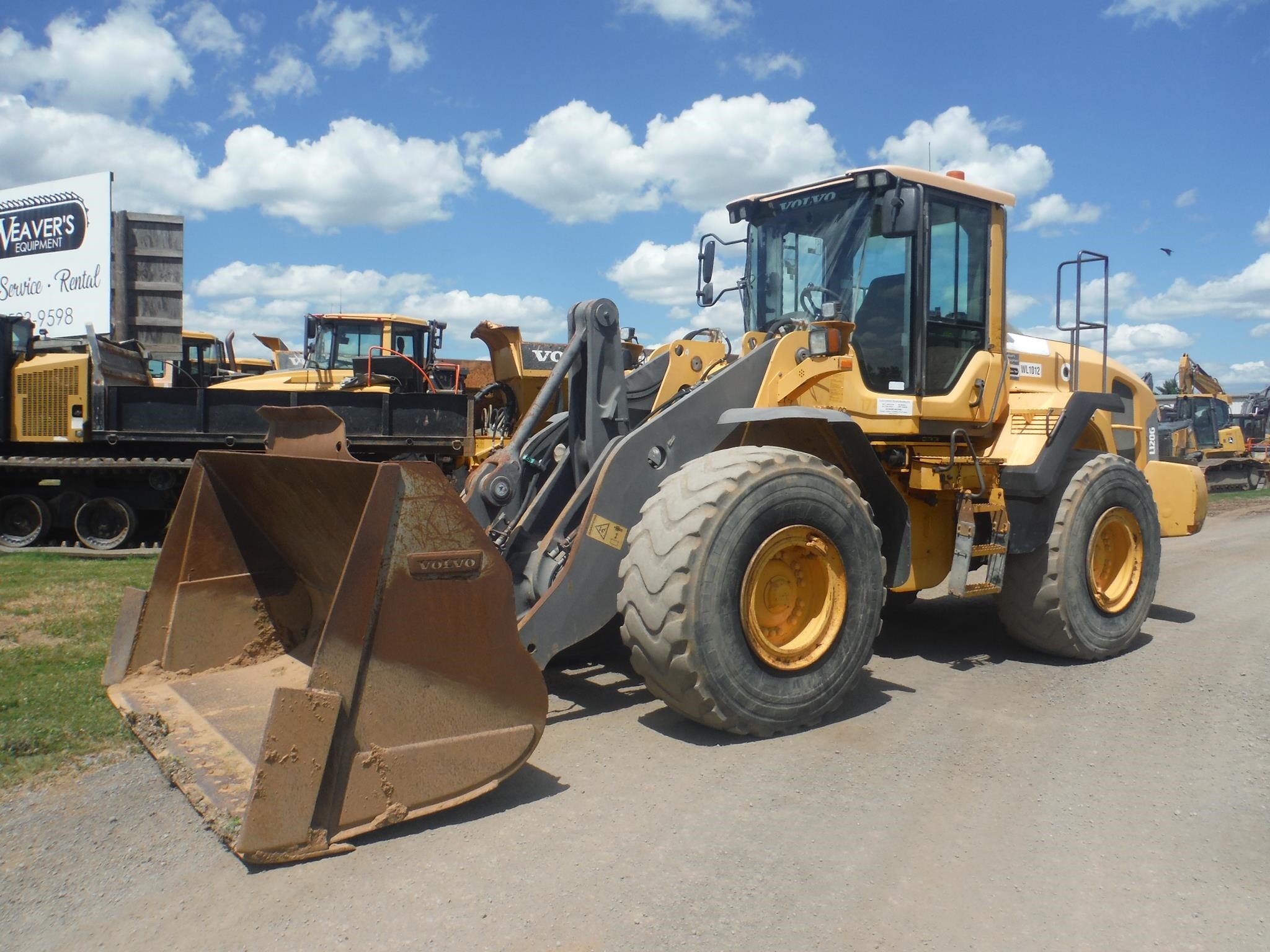 2012 VOLVO L120G in Milton, PA