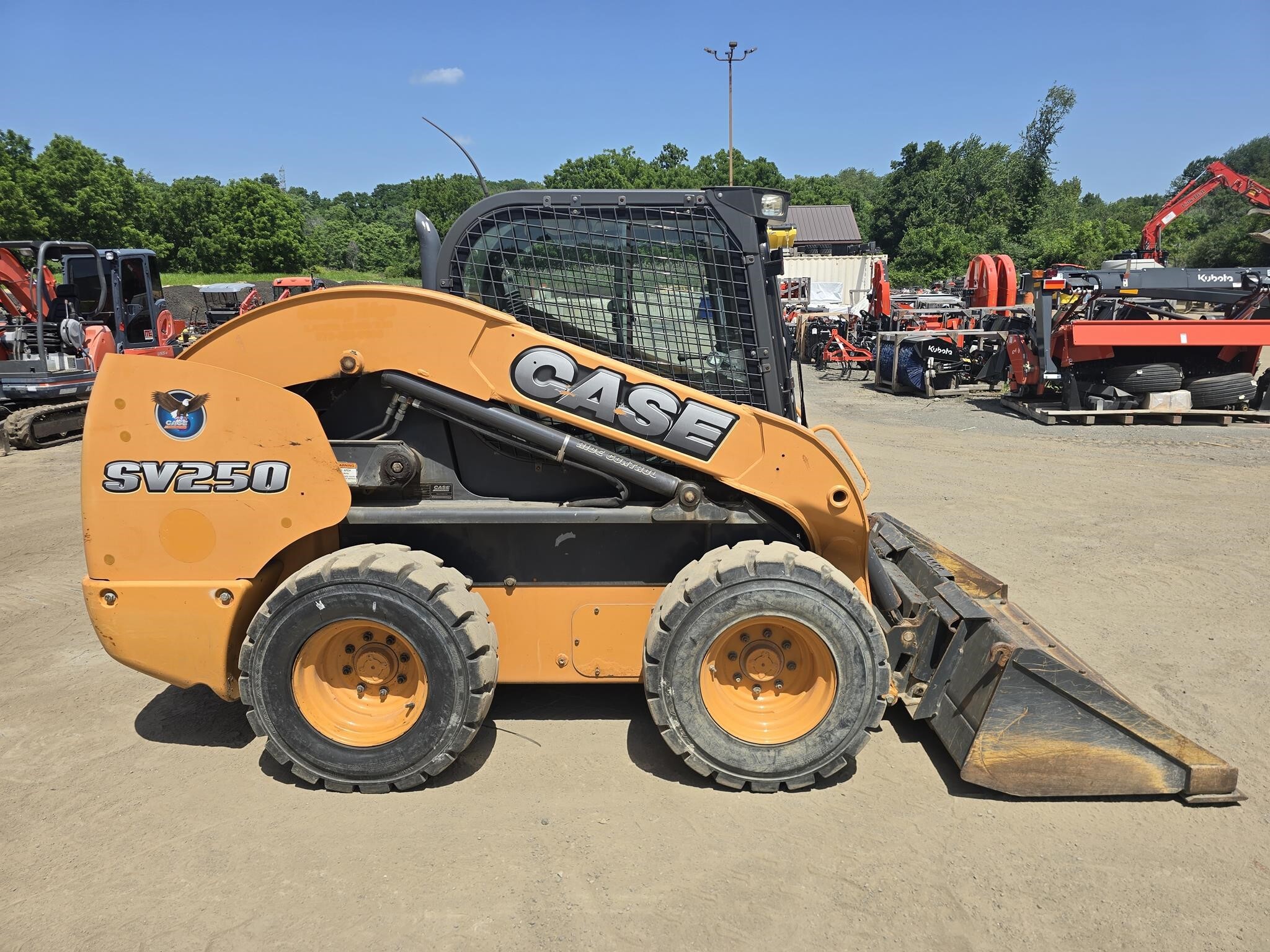 2014 CASE SV250 in Middletown, NY