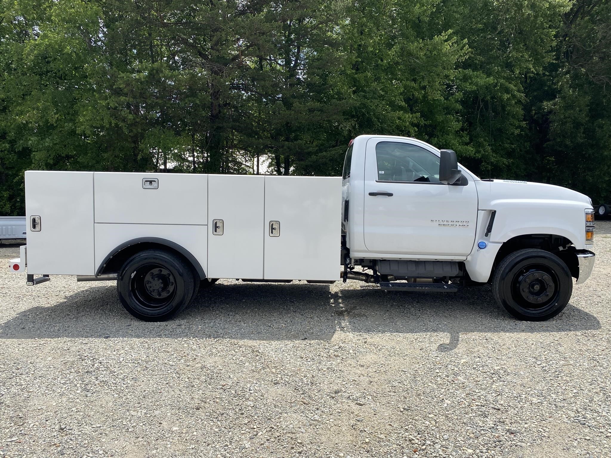 2024 CHEVROLET SILVERADO 5500HD in Greensboro, NC