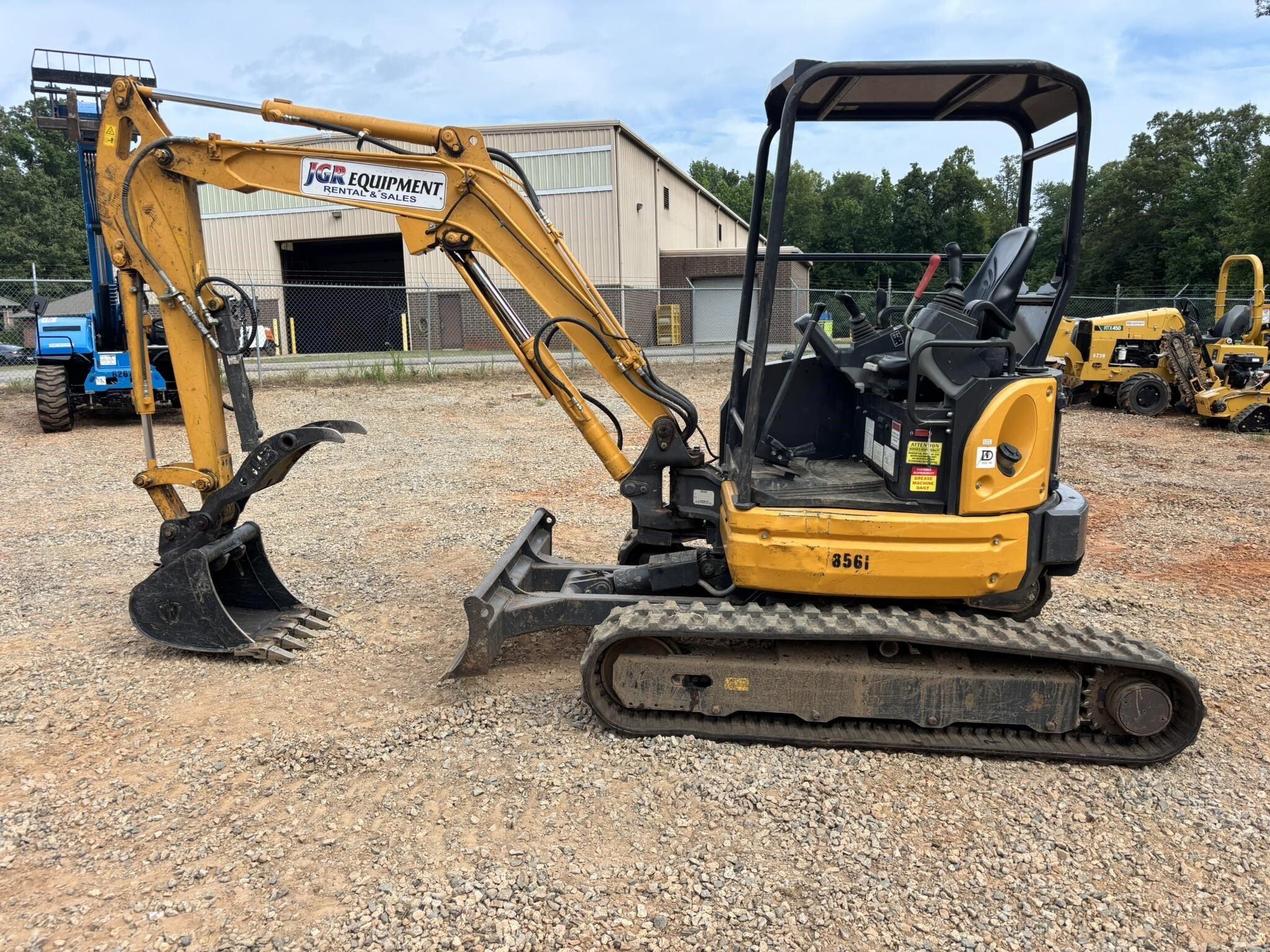 2022 KATO HD35V5 in Browns Summit, NC