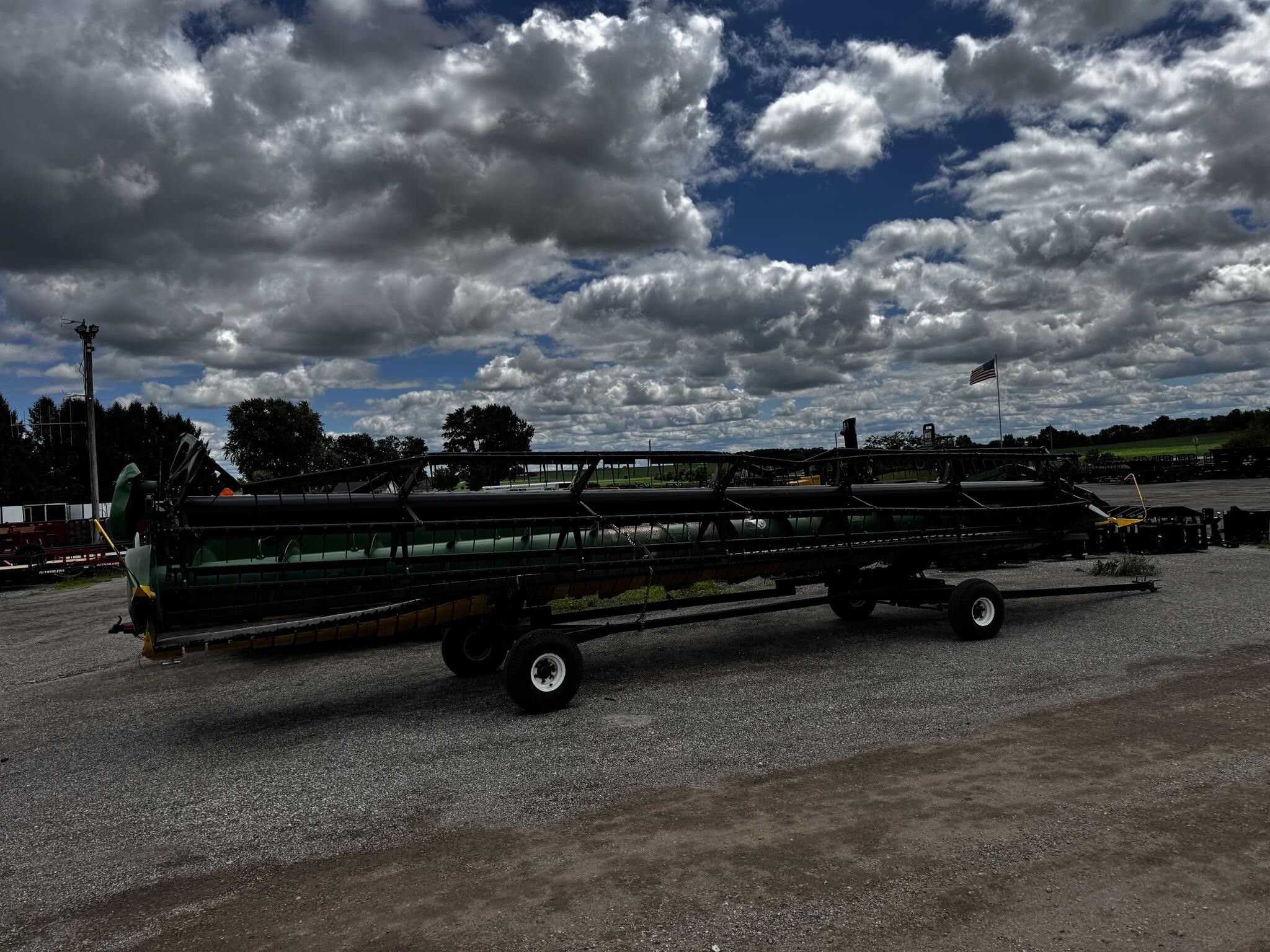 JOHN DEERE 630 in Pecatonica, IL
