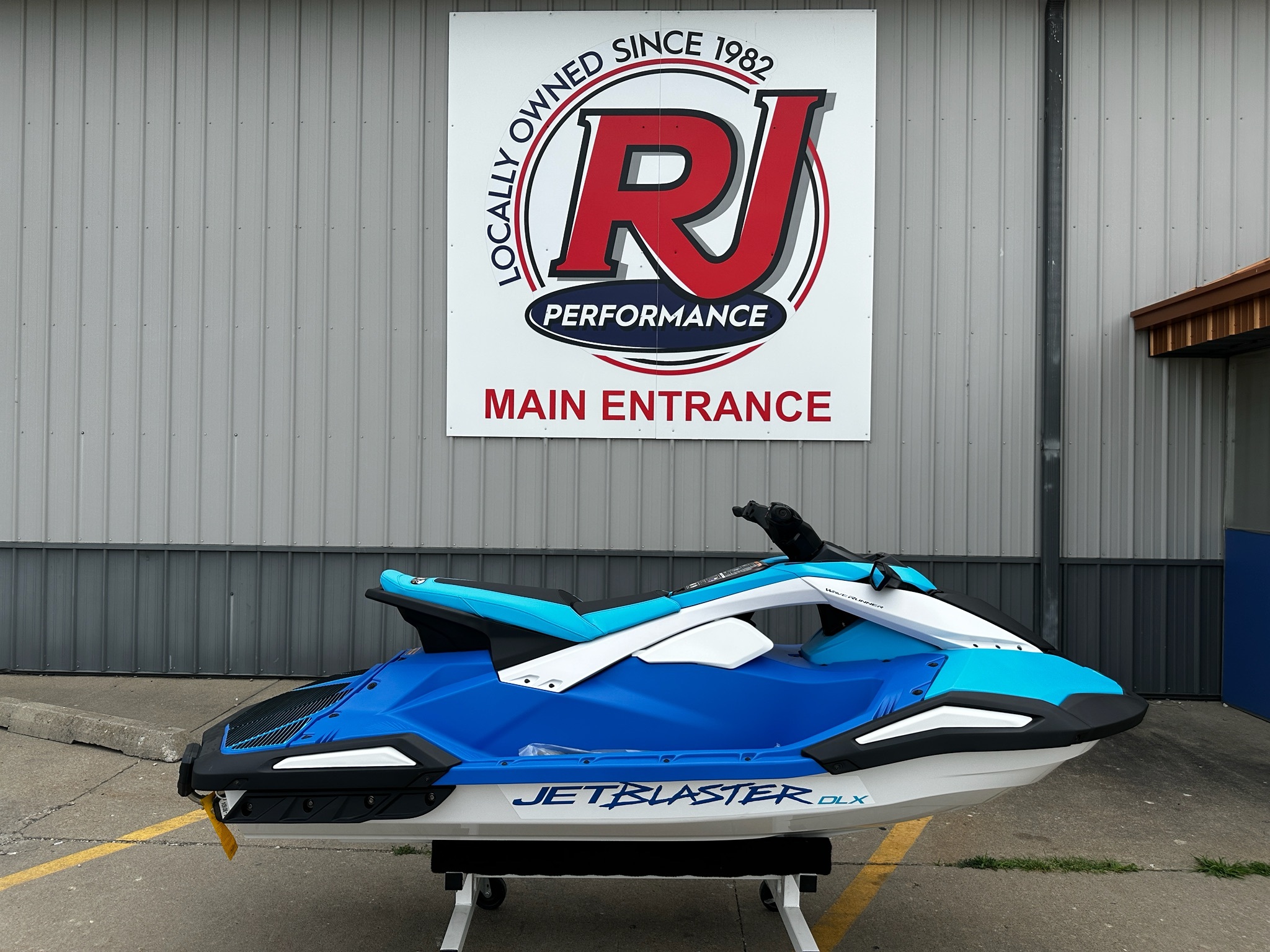 2026 Yamaha JetBlaster DLX 3-Up DLX 3-UP in Ottumwa, IA