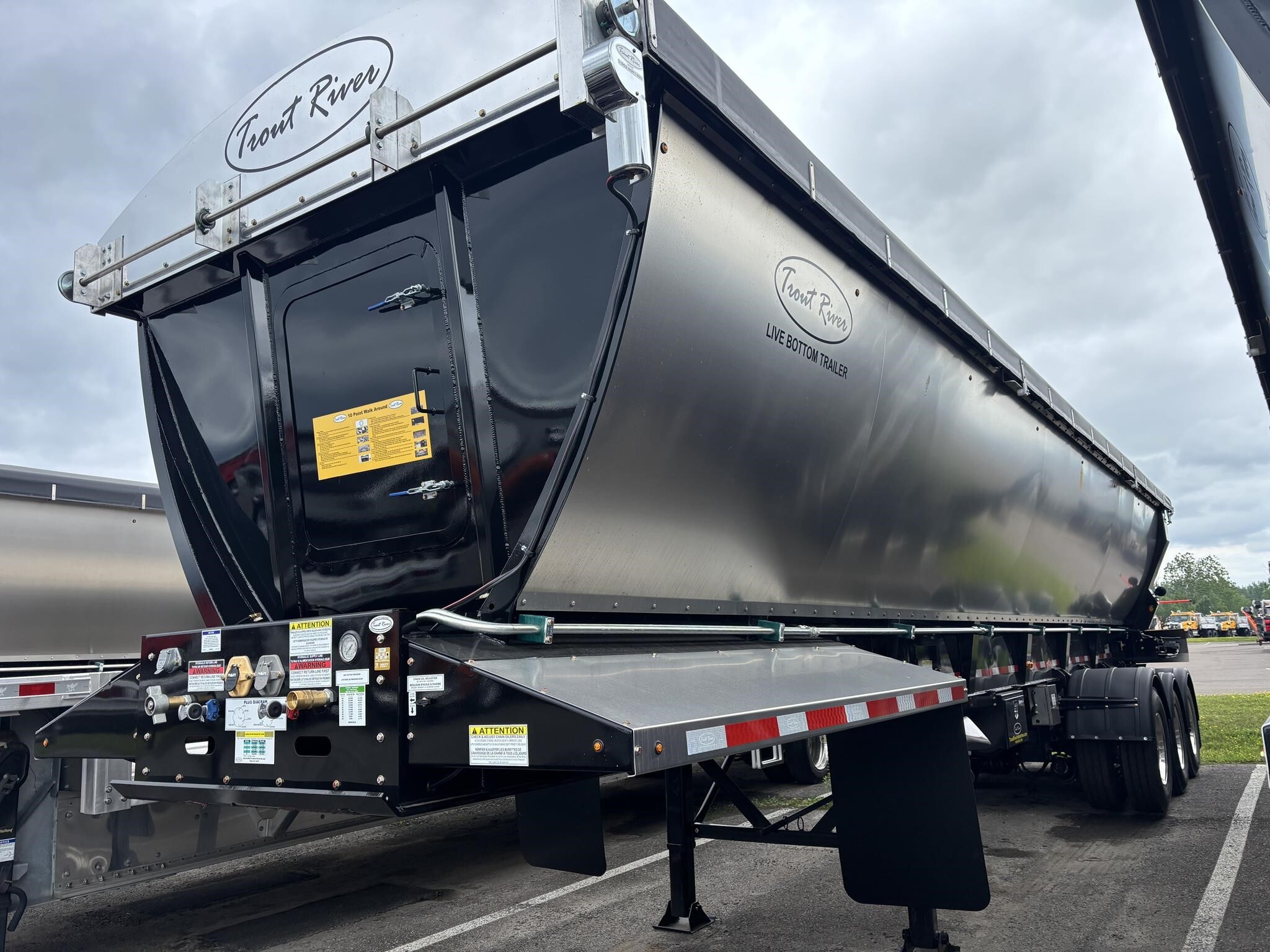 2027 TROUT RIVER INDUSTRIES SC39S2 in East Syracuse, NY