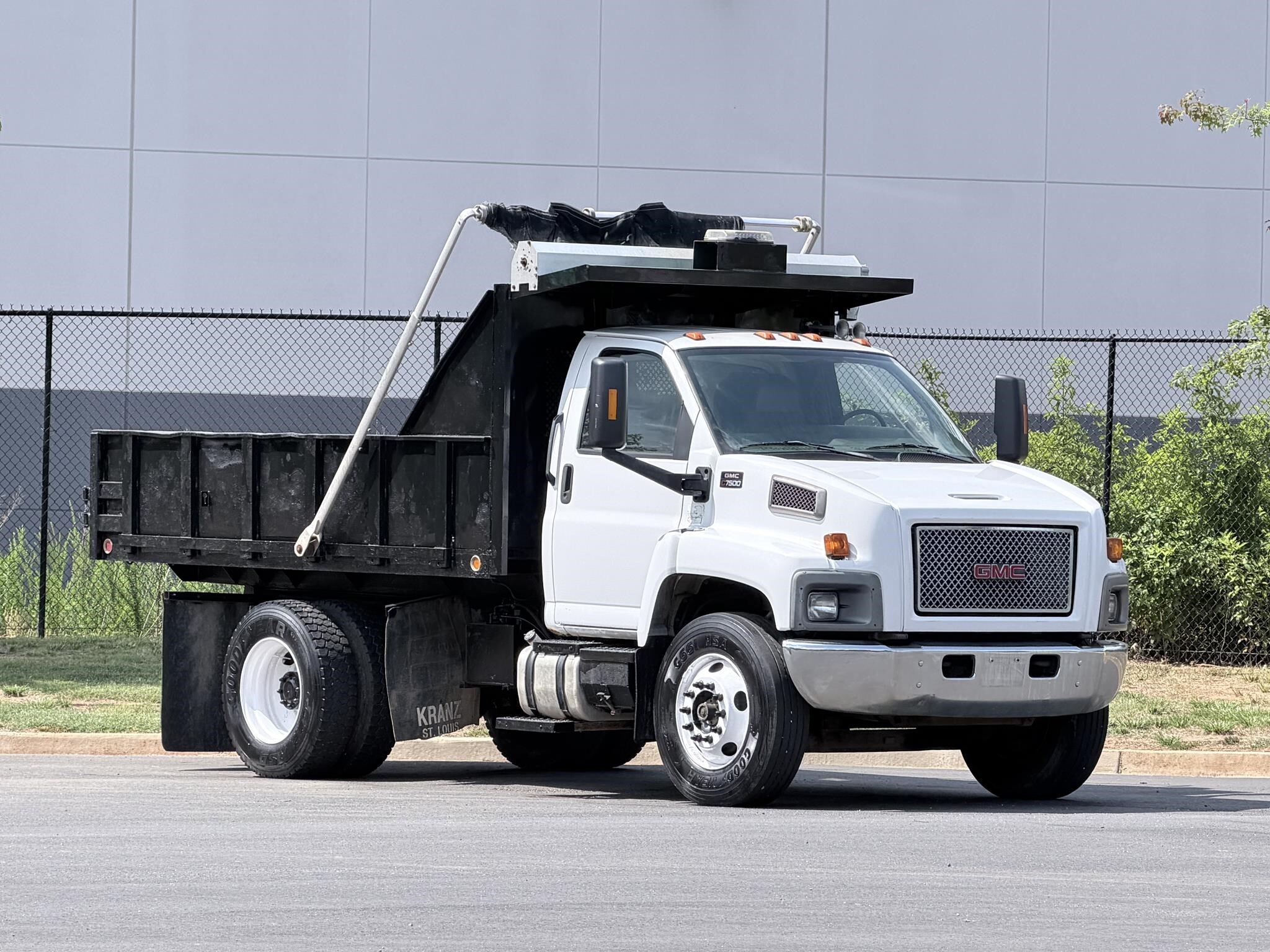 2009 GMC TOPKICK C7500 in Cartersville, GA