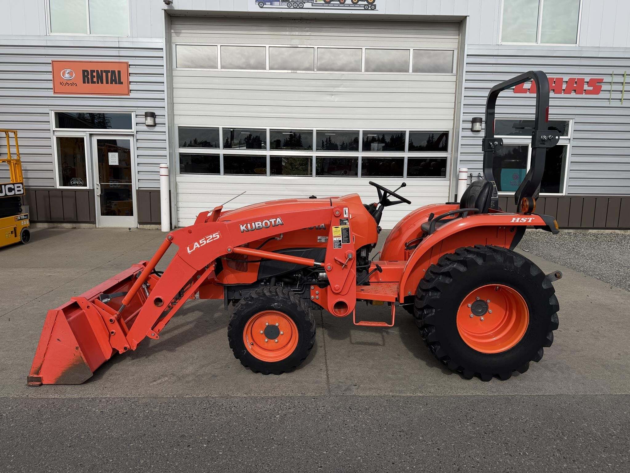 2019 KUBOTA L3901HST in Lynden, WA