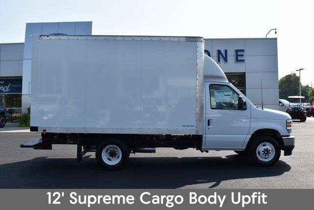 2025 FORD ECONOLINE in Randolph, OH