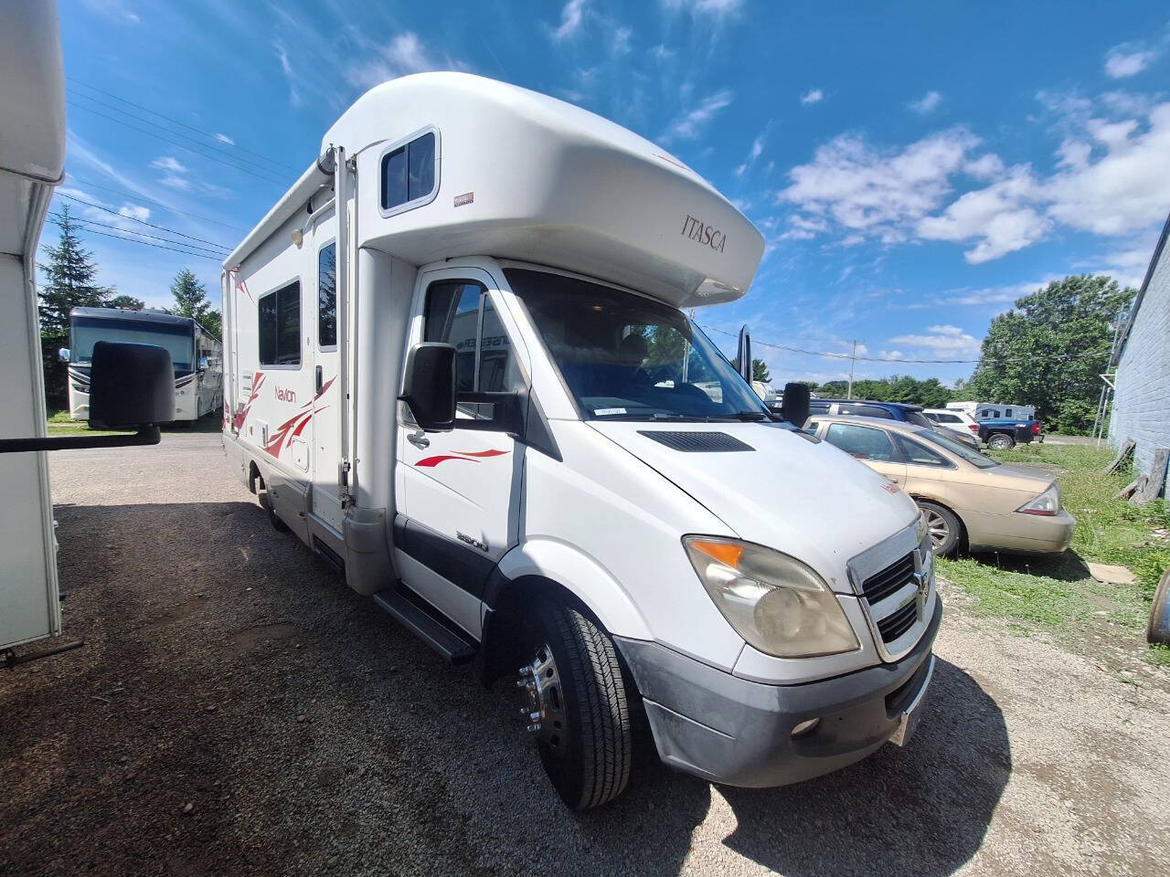 2007 Winnebago Navion Itasca in norwalk OH