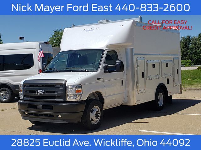 2027 Ford E-350SD in Cleveland, OH