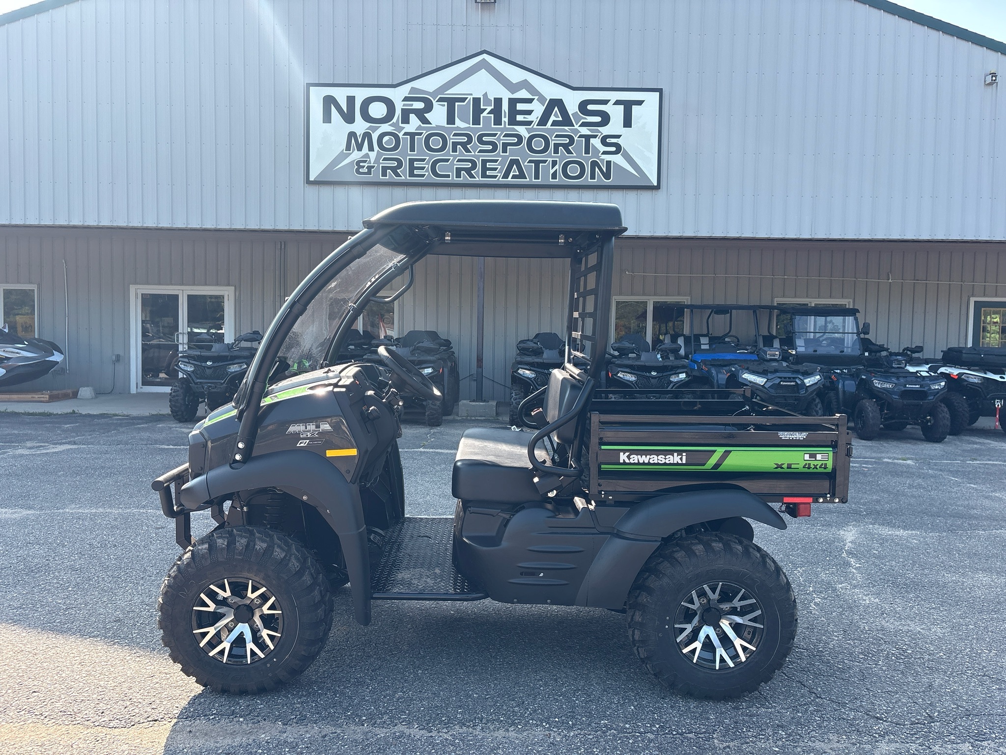 2026 Kawasaki MULE SX™ 4x4 XC LE SX 4X4 XC LE FI in lebanon ME