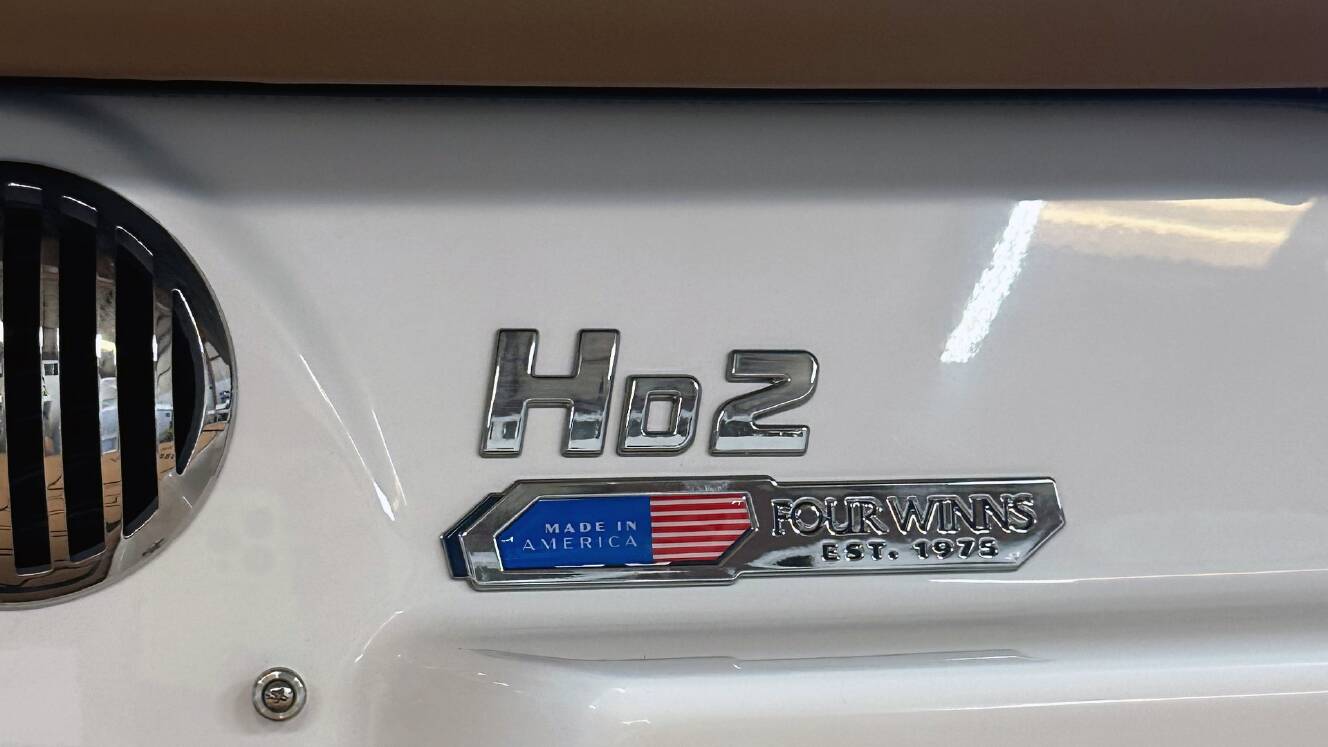 A photo of this 2027 Four Winns HD SERIES