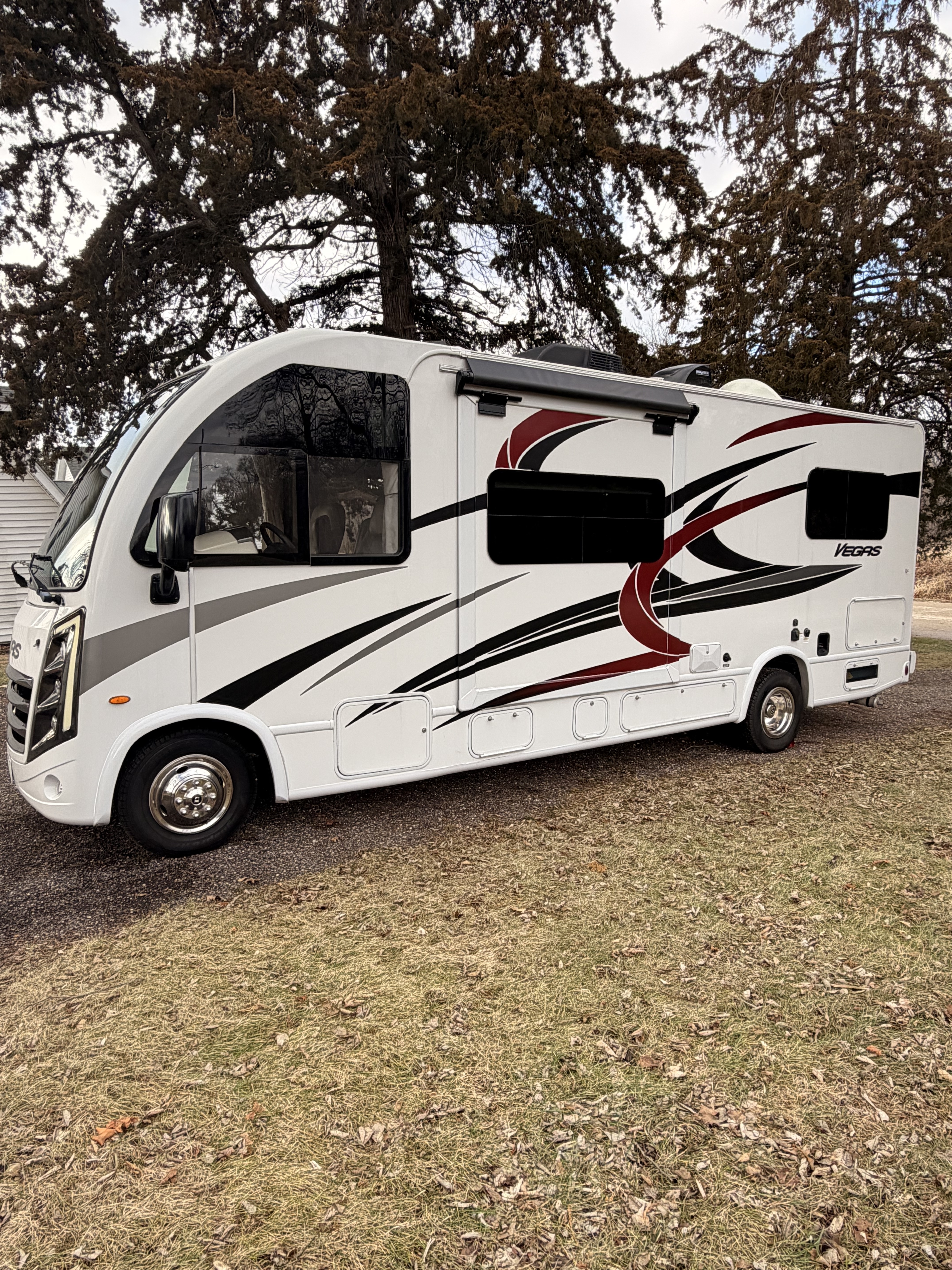 2023 Thor Motor Coach VEGAS 24 1 in stillman valley IL