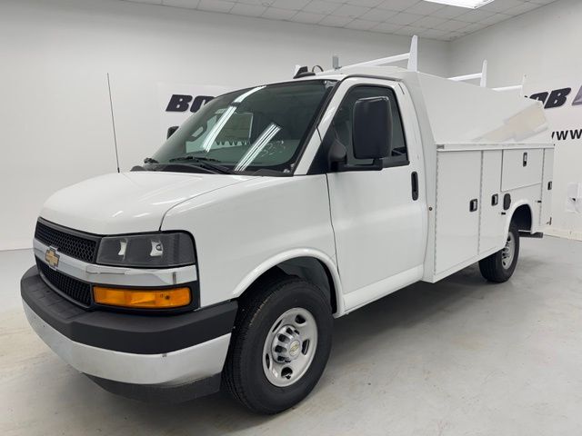 2026 CHEVROLET Express 3500 in Louisville, KY