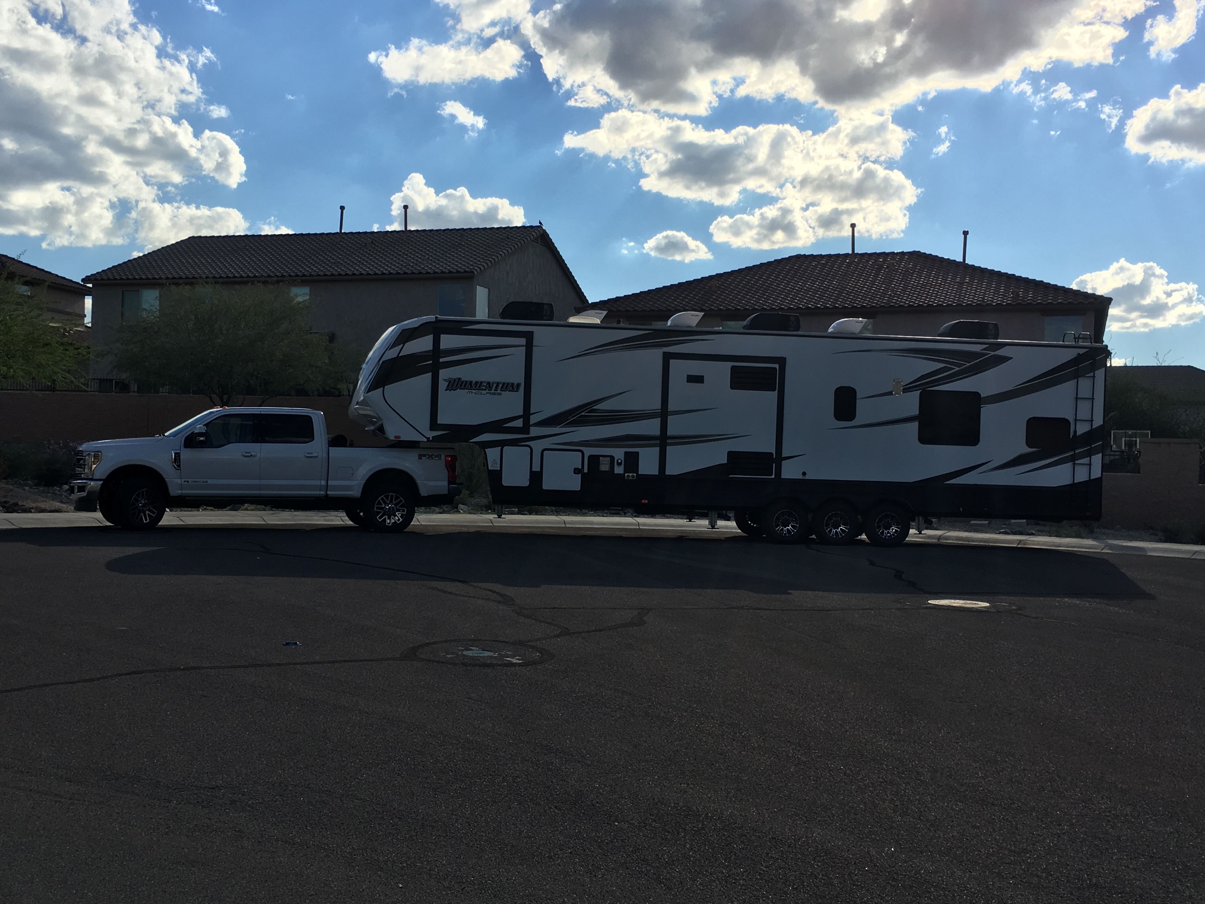 2018 Grand Design MOMENTUM M-CLASS 388M in peoria AZ