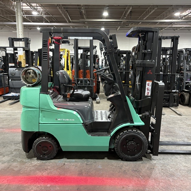 2019 MITSUBISHI FGC25N in Euclid, OH