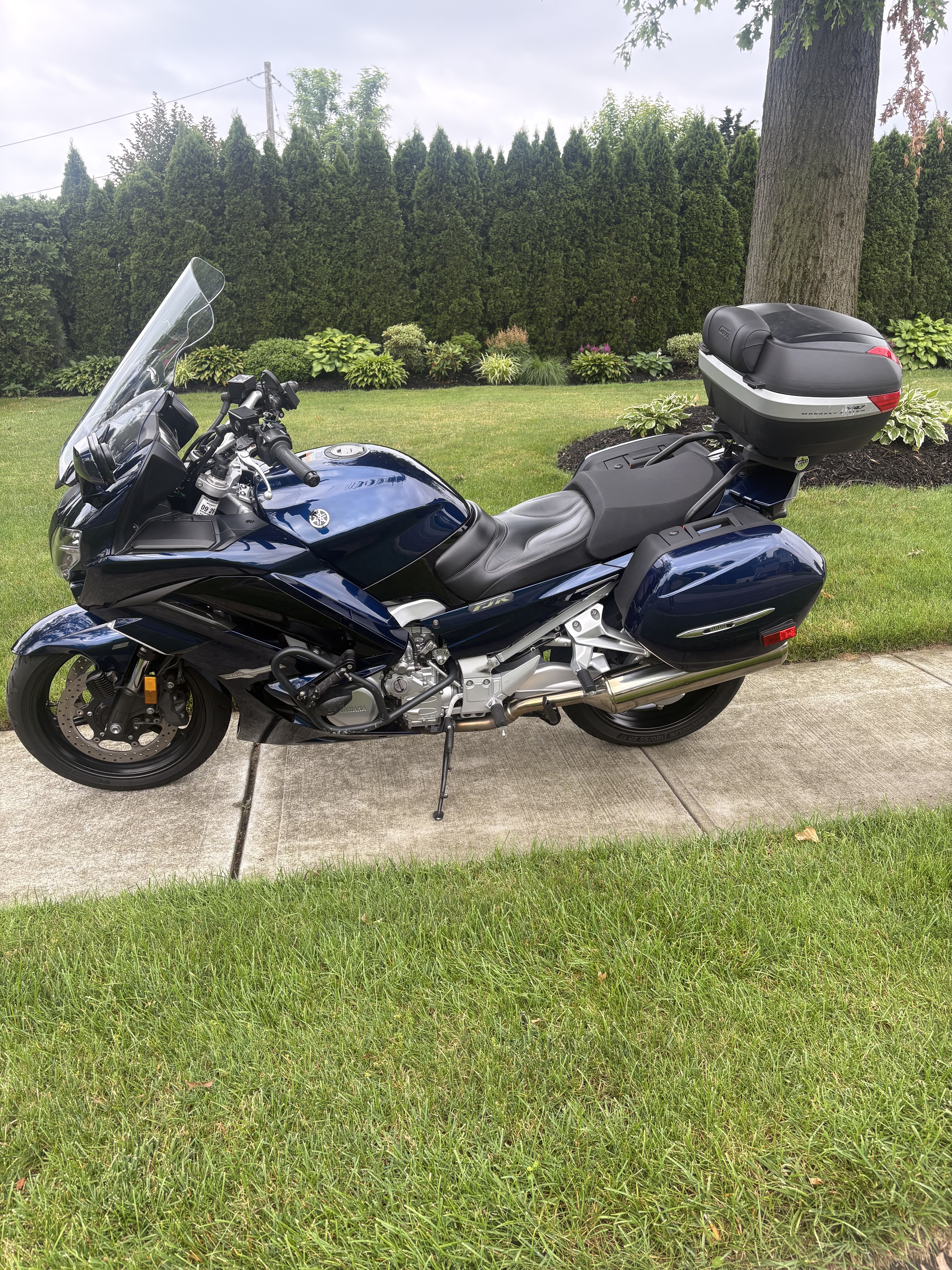 2024 Yamaha FJR 1300 ES 1300 ES in Westbury, NY