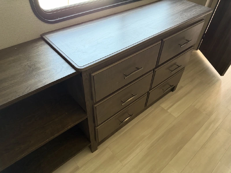 2021 GRAND DESIGN SOLITUDE S-CLASS 3704BH