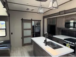 2021 GRAND DESIGN SOLITUDE S-CLASS 3704BH
