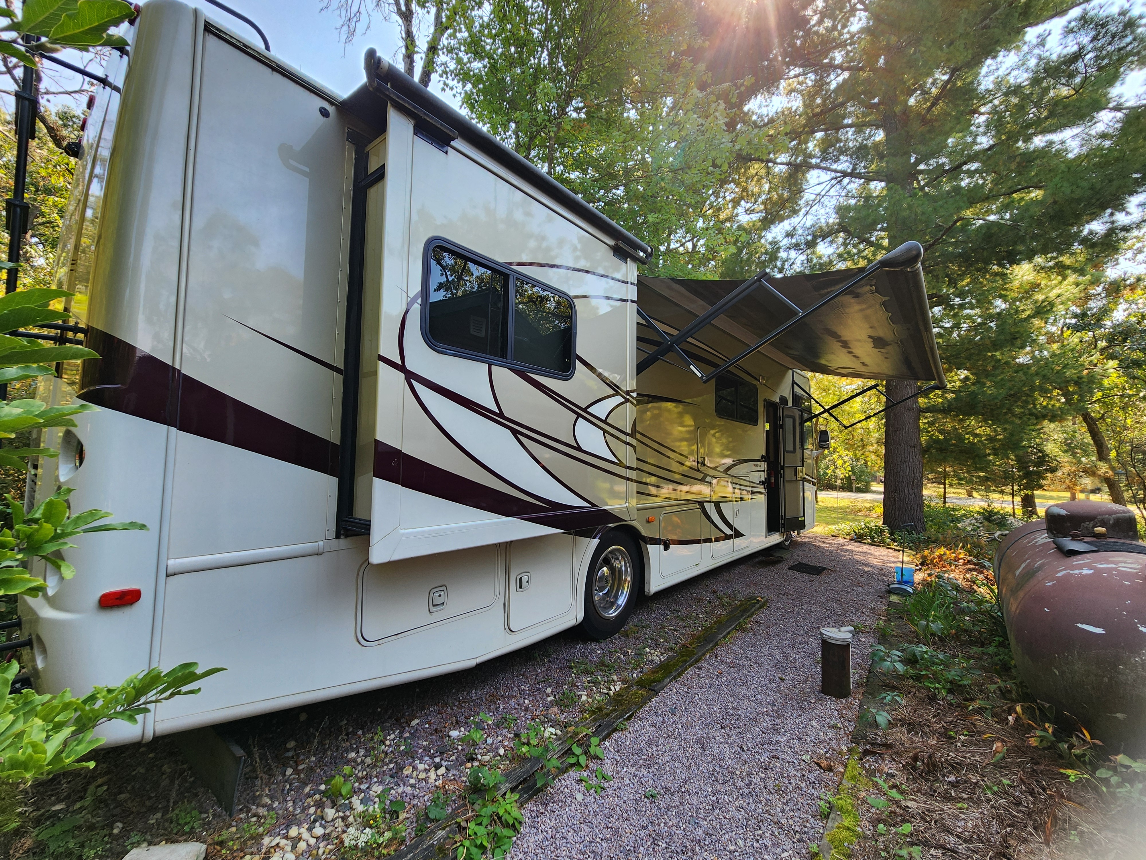2013 Thor Motor Coach PALAZZO 35 1 in wisconsin dells WI